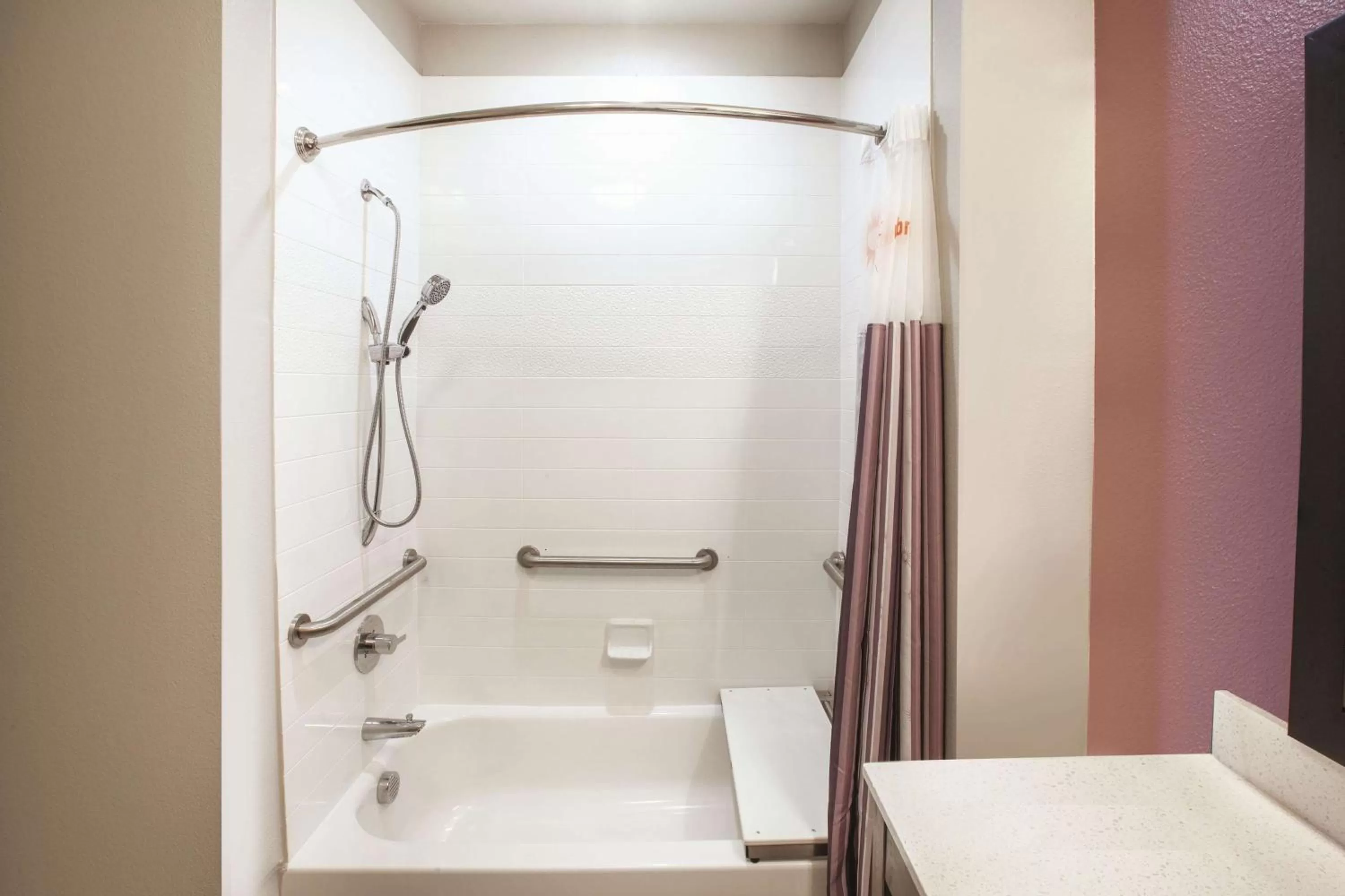 Photo of the whole room in La Quinta by Wyndham San Marcos Outlet Mall