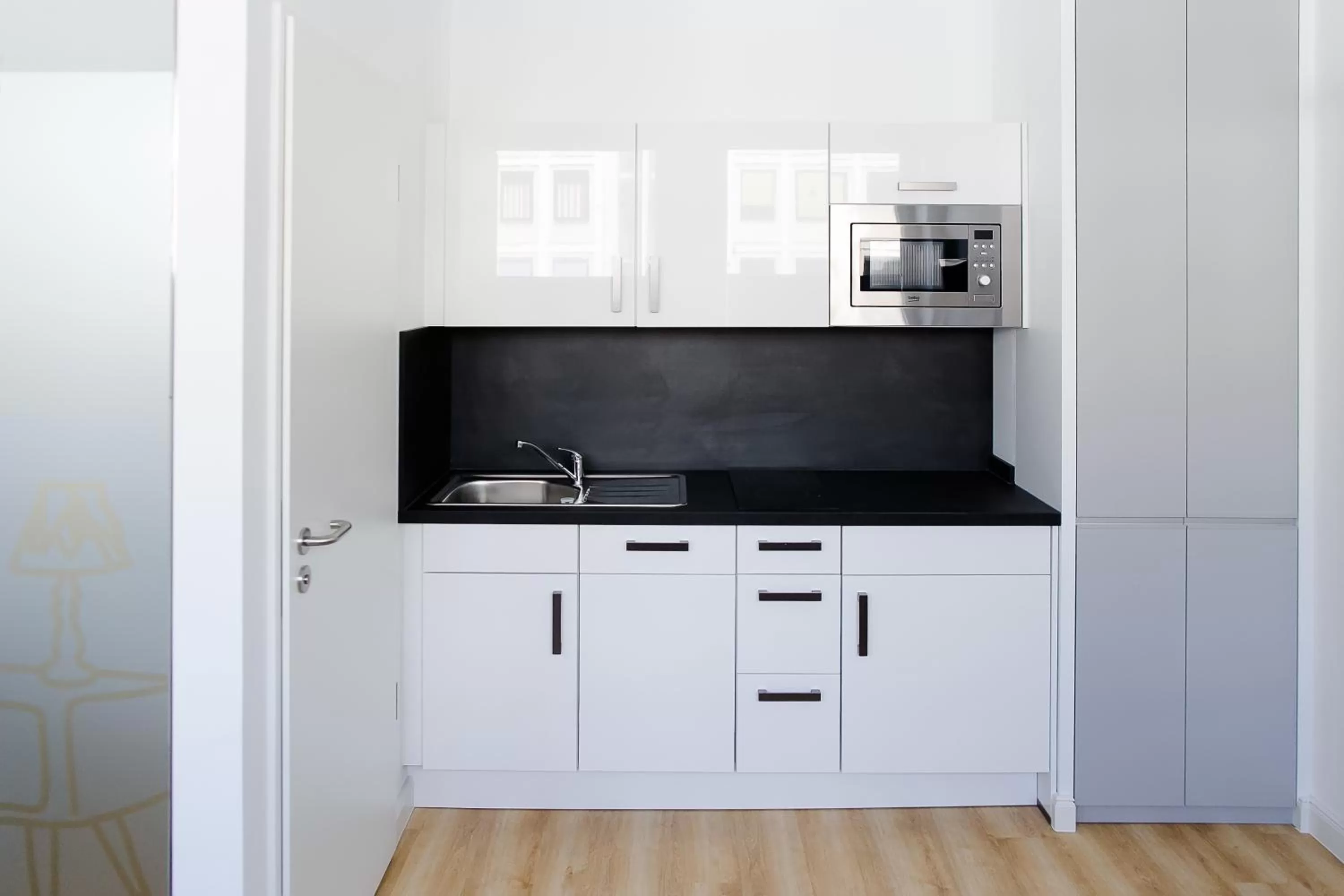 Kitchen or kitchenette in Louis & Louise Apartments & Rooms I Digital Check In