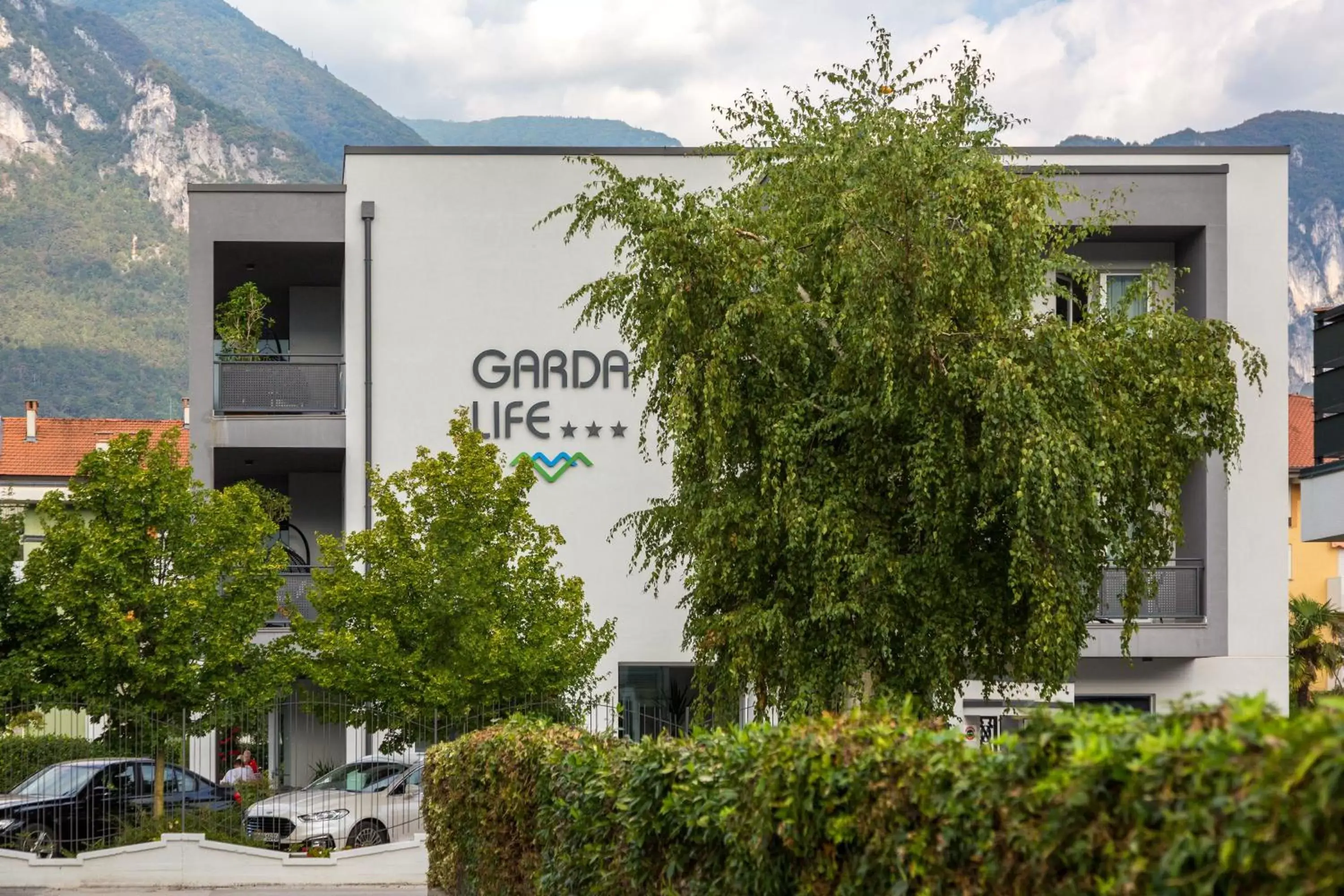 Facade/entrance, Property Building in Garda Life