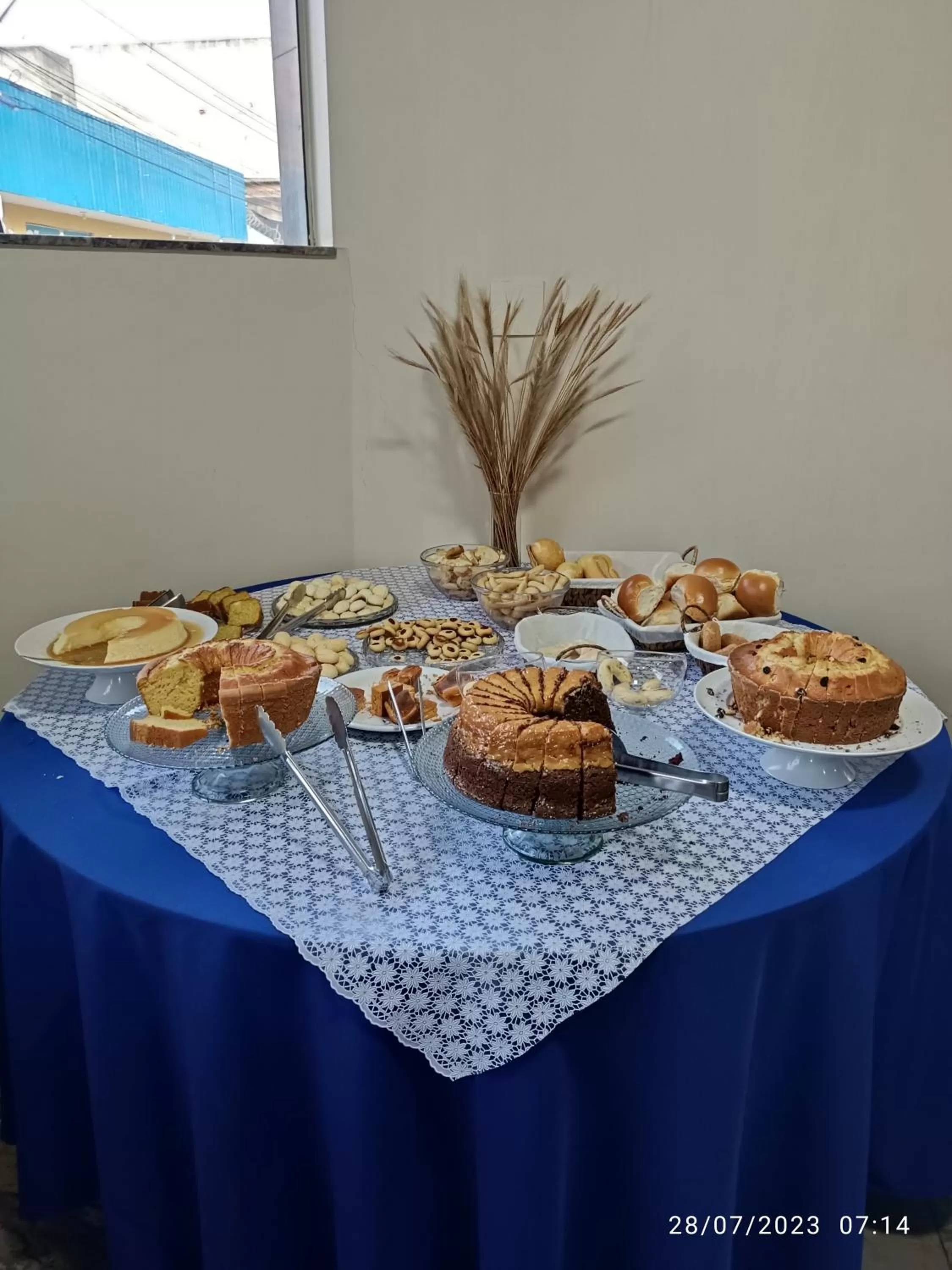 Buffet breakfast in Hotel Oscar Blue Montes Claros