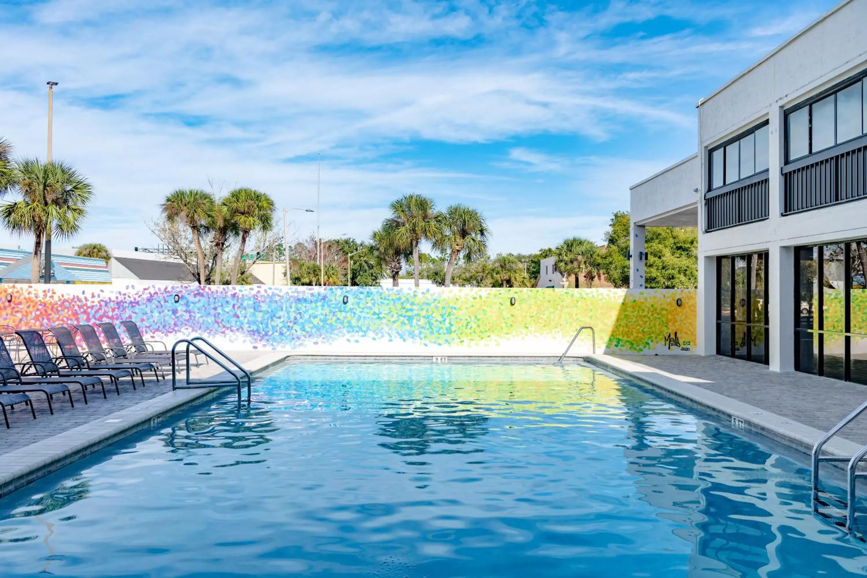 Property building, Swimming Pool in Hotel Monreale Express International Drive Orlando
