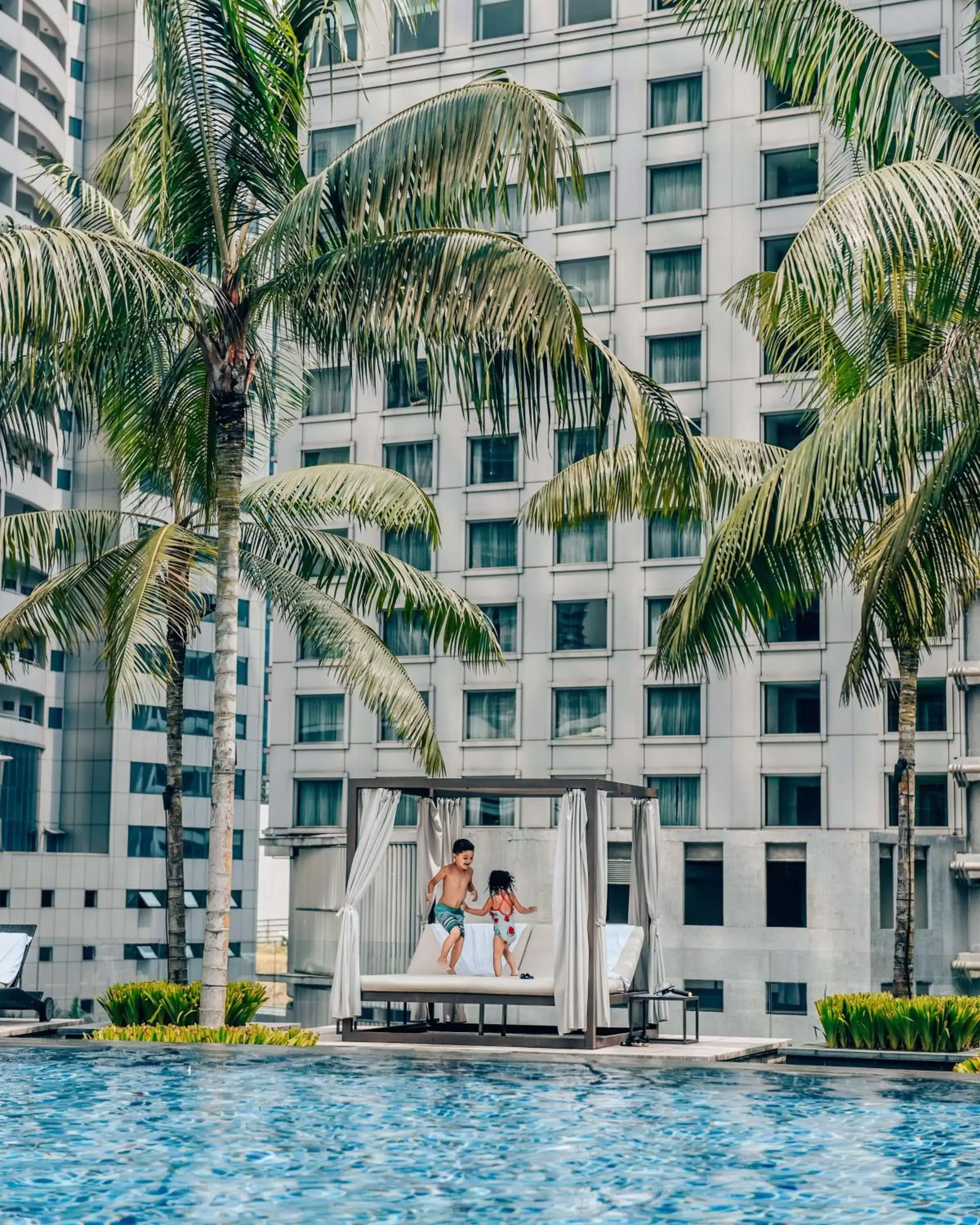 Activities, Swimming Pool in Grand Hyatt Kuala Lumpur