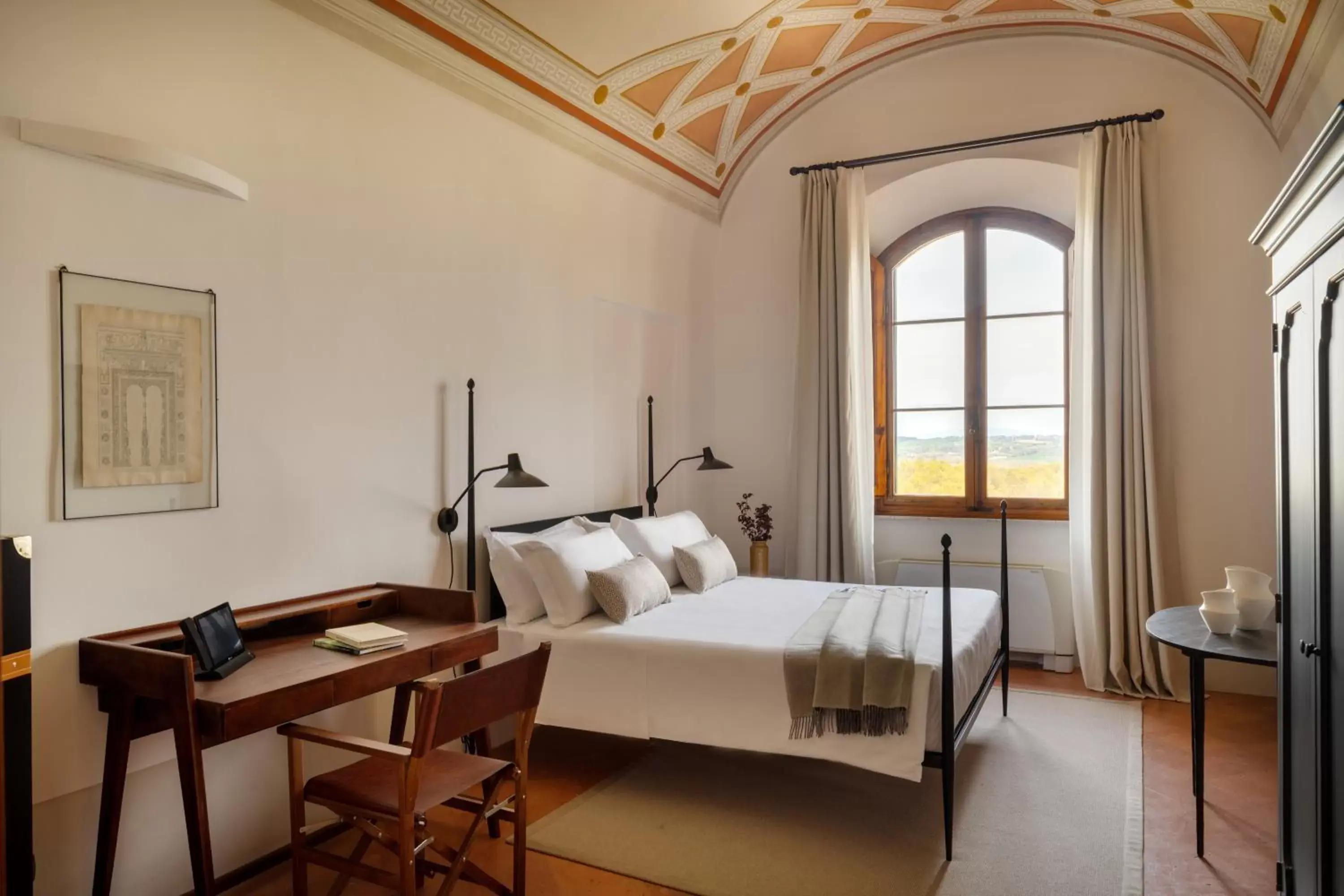 Photo of the whole room, Bed in Precise Tale Poggio Alla Sala Photo of the whole room, Bed in Precise Tale Poggio Alla Sala