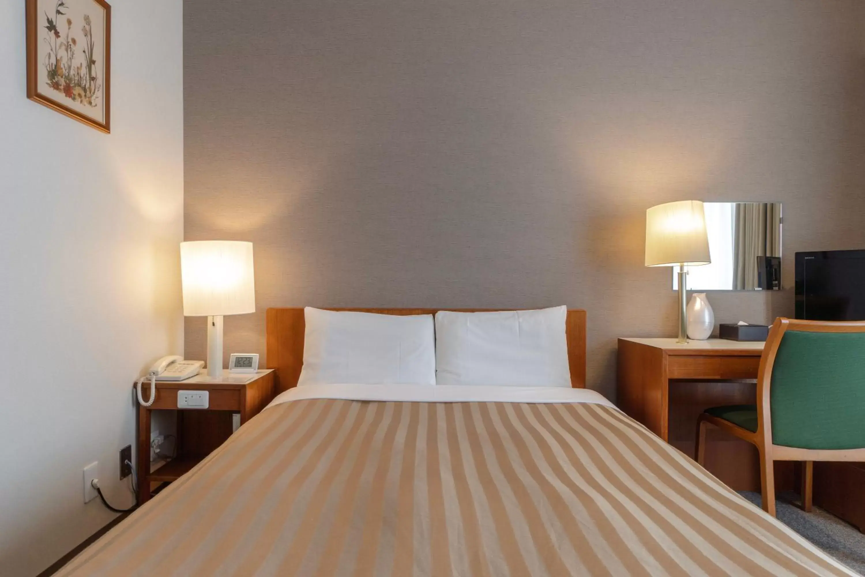 Photo of the whole room, Bed in Hotel Gimmond Kyoto Photo of the whole room, Bed in Hotel Gimmond Kyoto