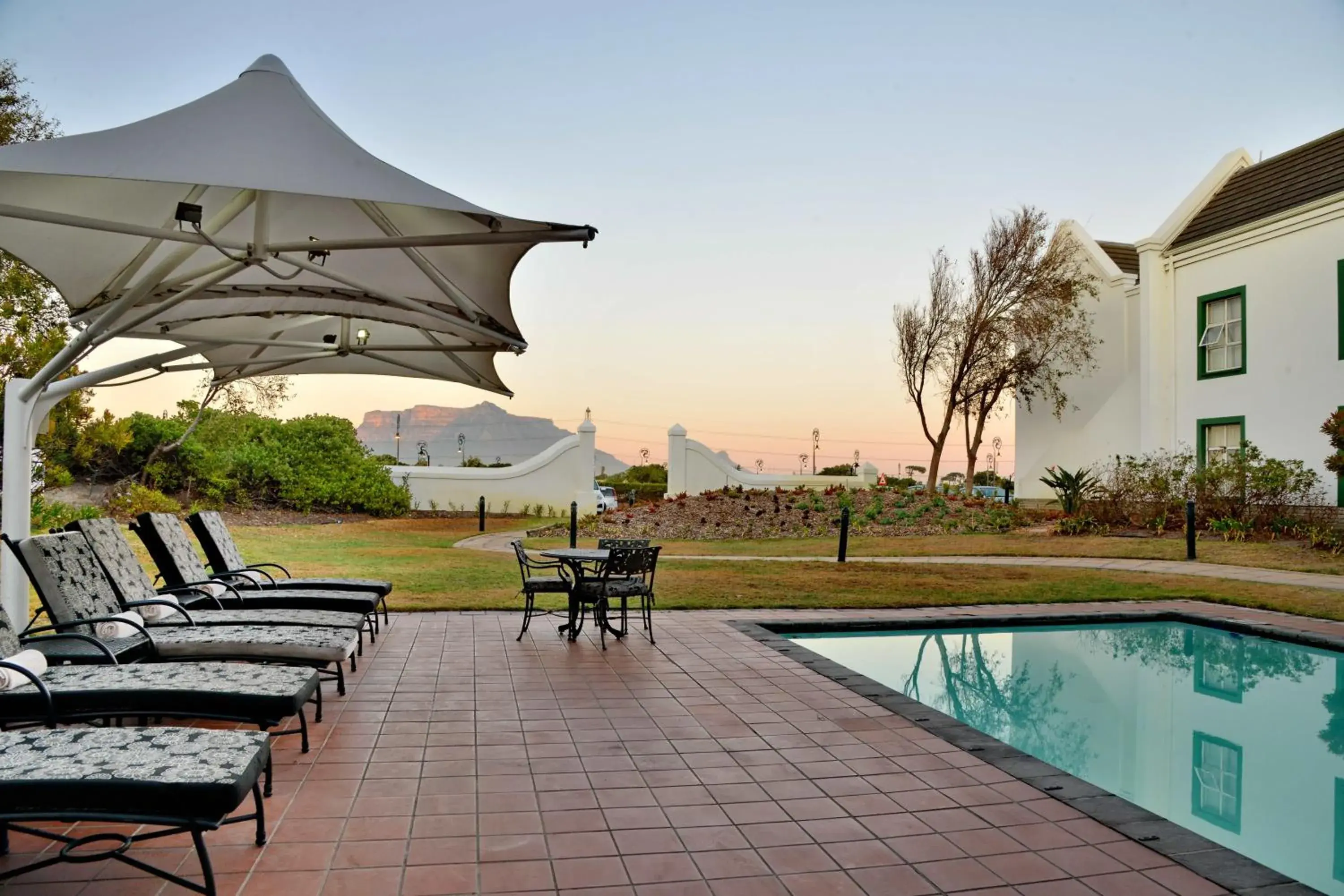 Swimming Pool in City Lodge Hotel GrandWest