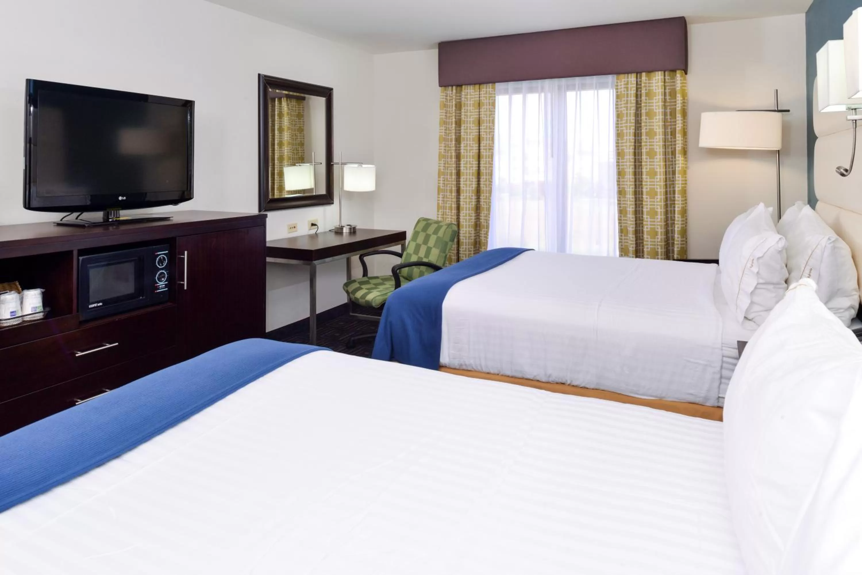 Bedroom in Baymont by Wyndham Bessemer