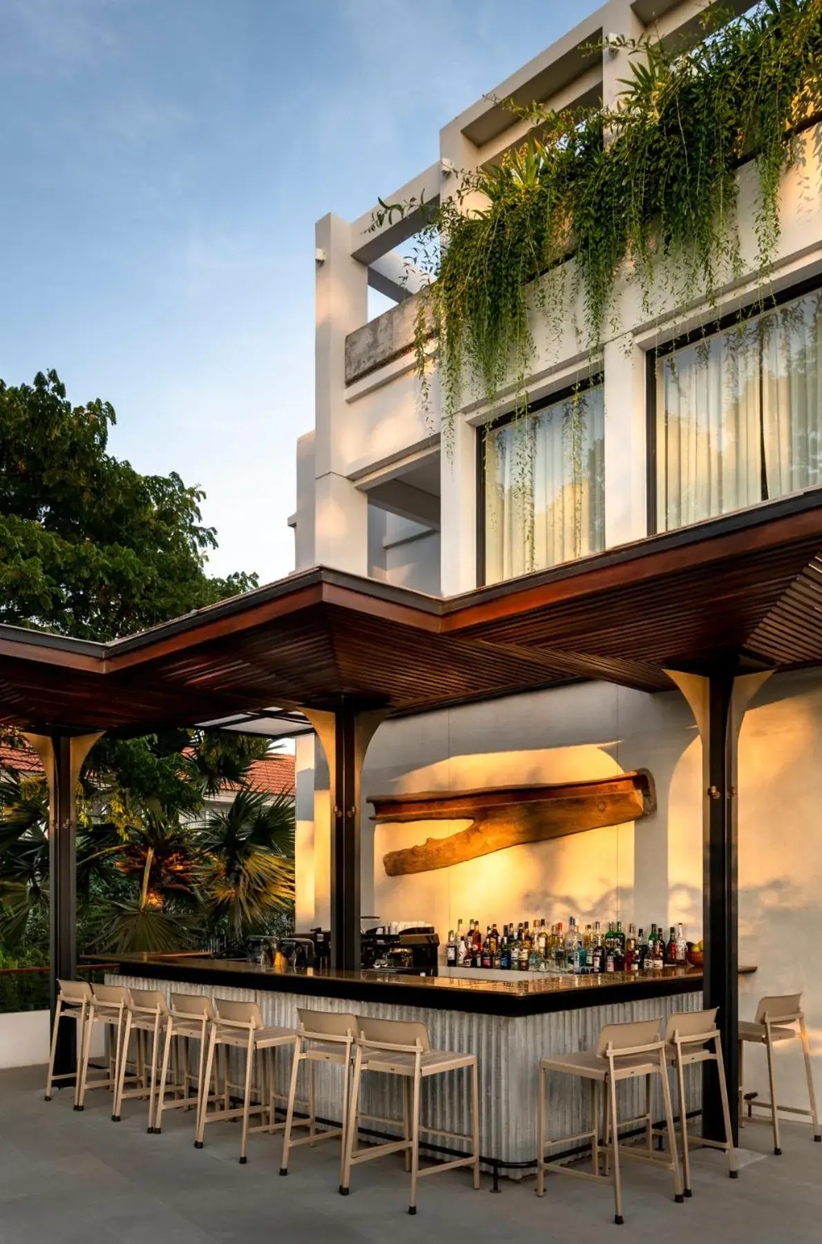 Lounge or bar in Treeline Urban Resort