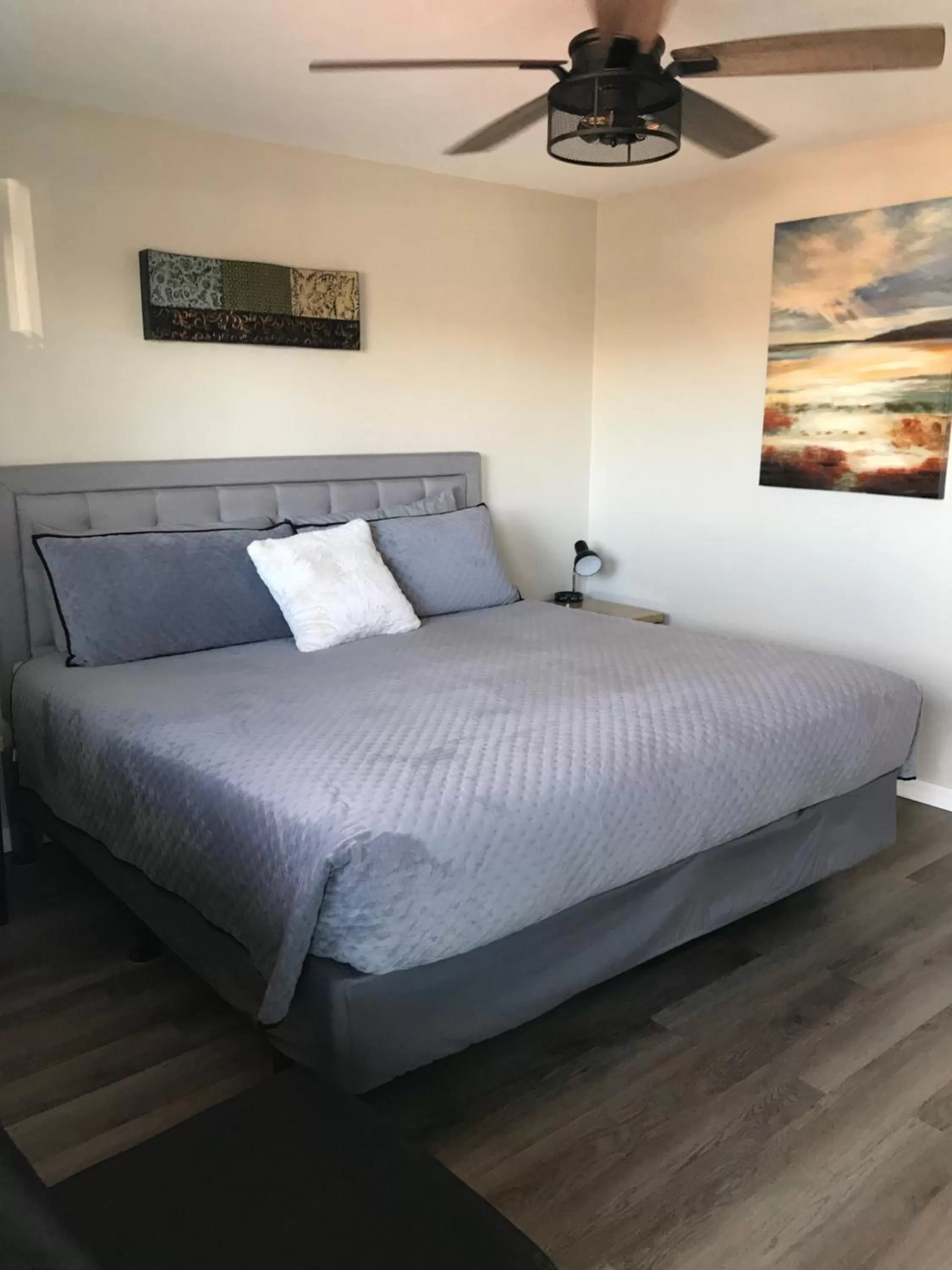 Red Rock Motel and Dam Motel