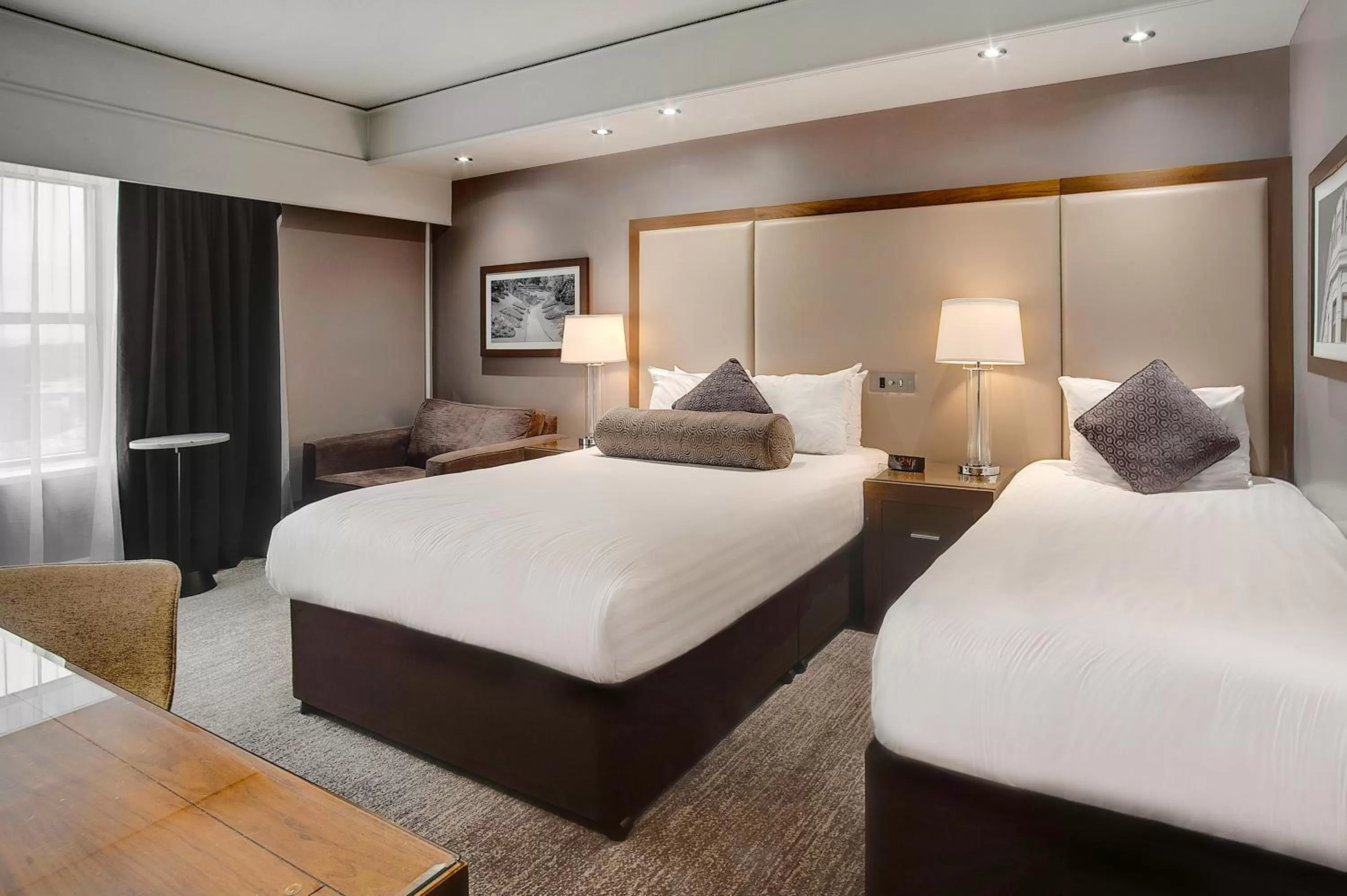 Bedroom, Bed in Sandman Signature London Gatwick Hotel