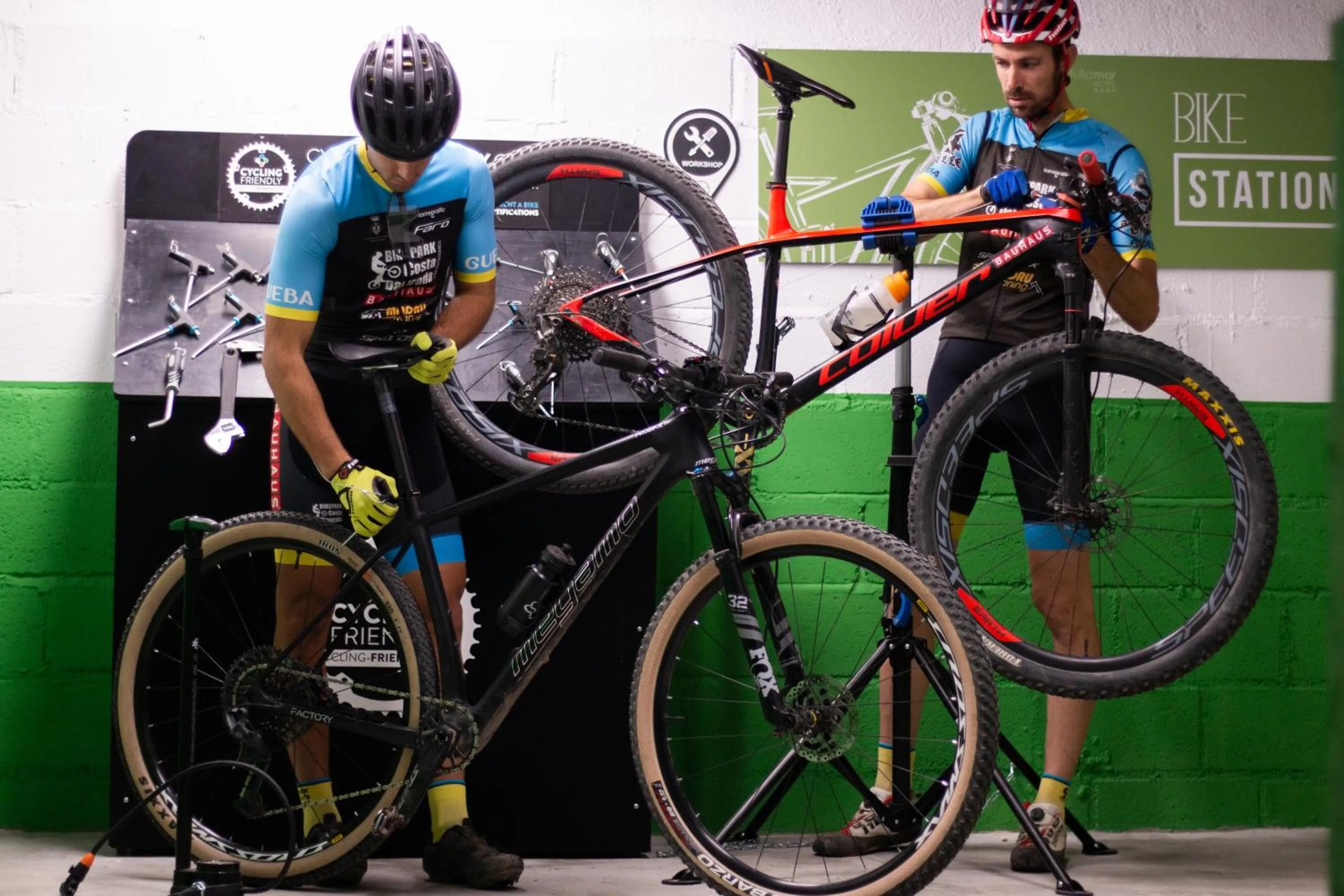 Cycling in Altafulla Mar Hotel