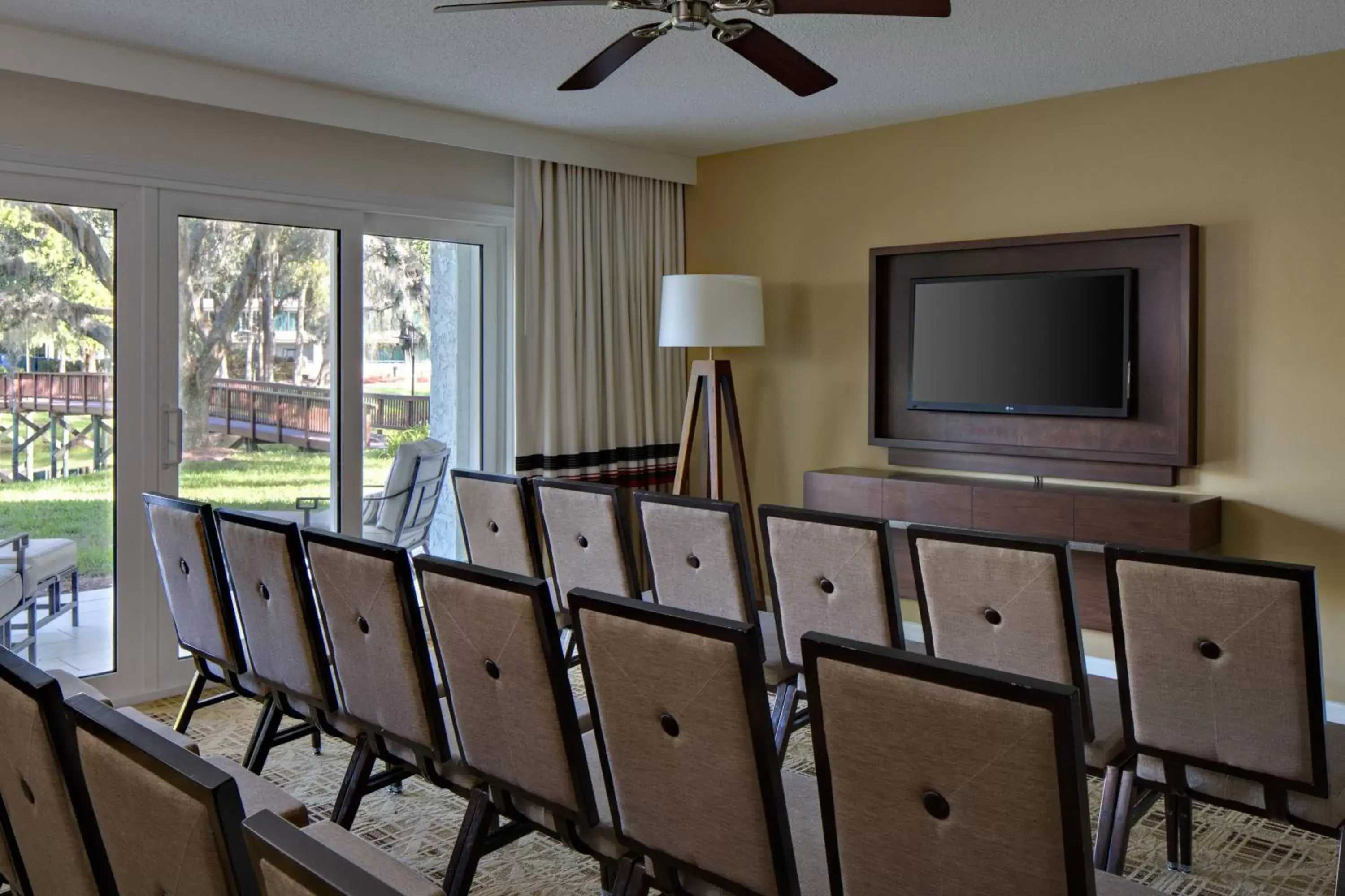 Meeting/conference room, TV/Entertainment Center in Sawgrass Marriott Golf Resort & Spa