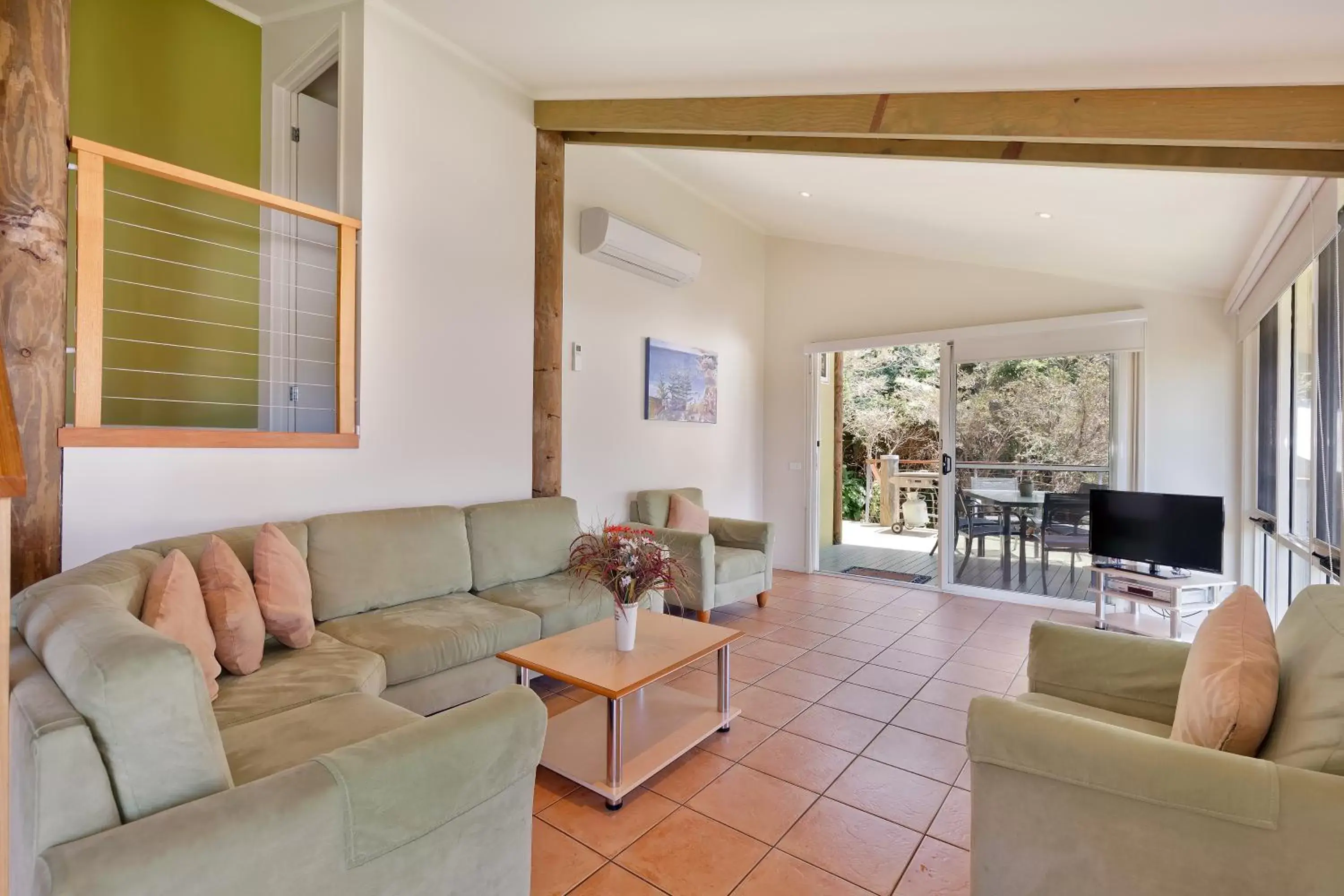 Seating Area in Tathra Beach House Holiday Apartments