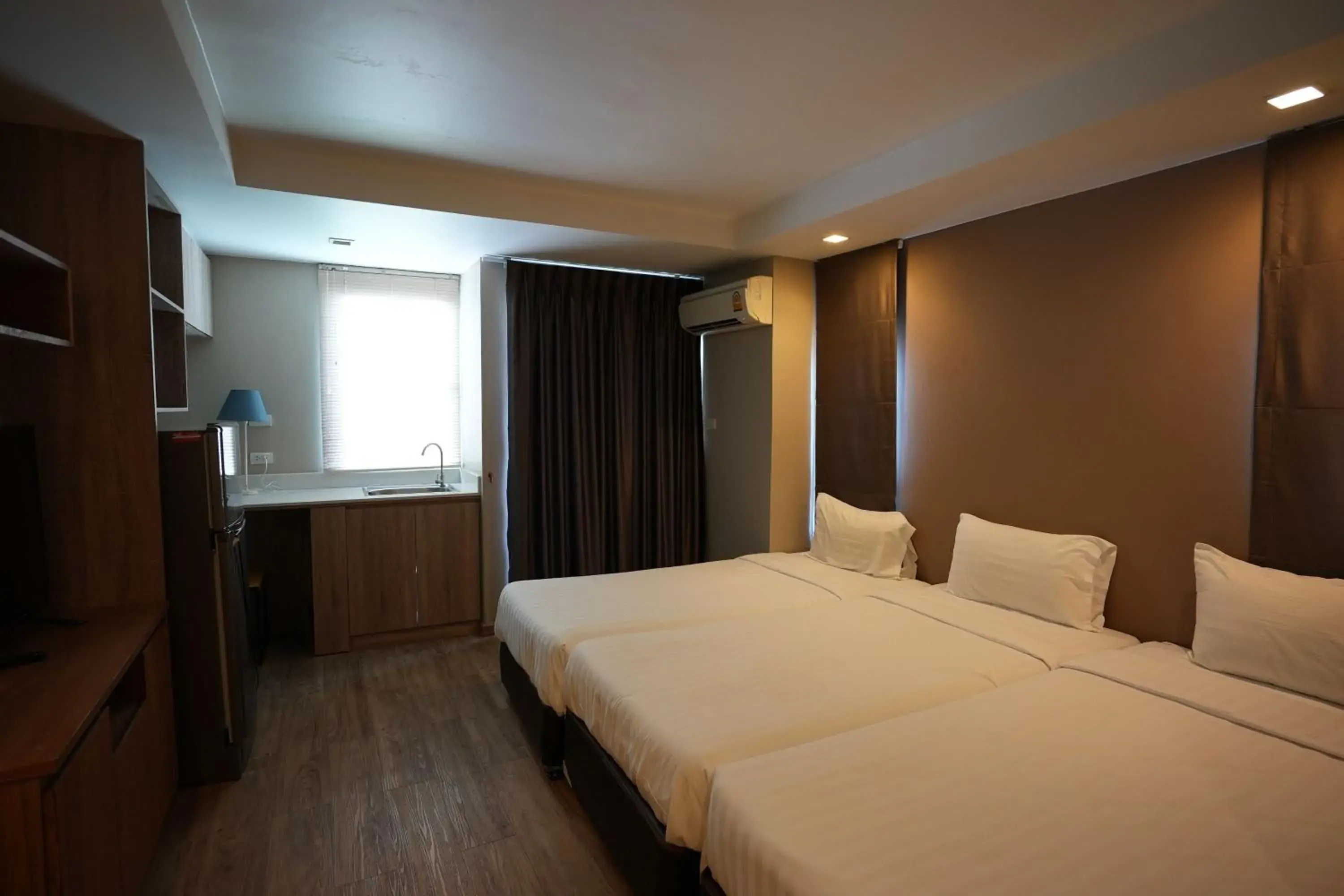 Bedroom, Bed in Baan Tanwa - MRT Ratchadapisek
