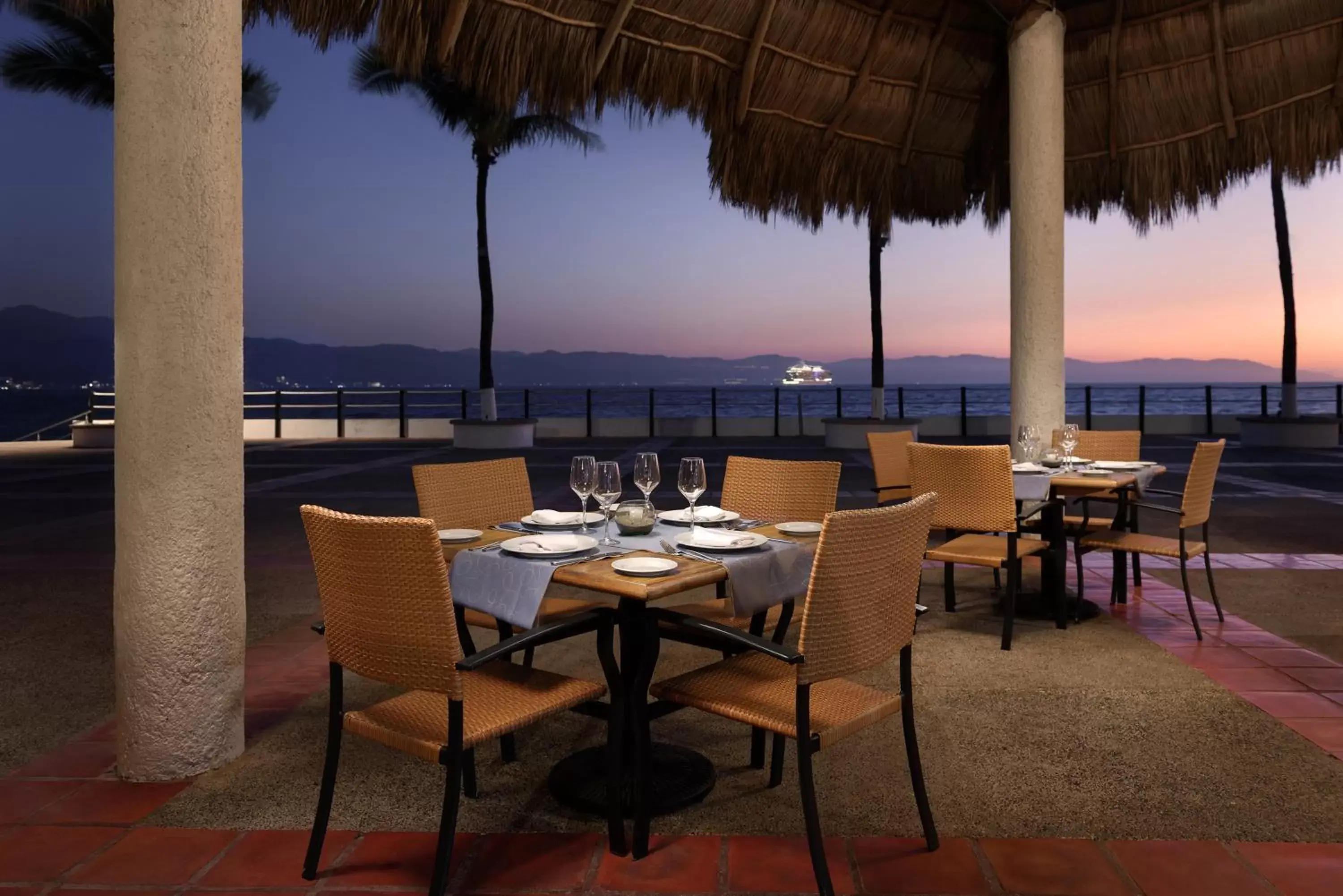 Dining area, Restaurant/Places to Eat in Meliá Puerto Vallarta – All Inclusive