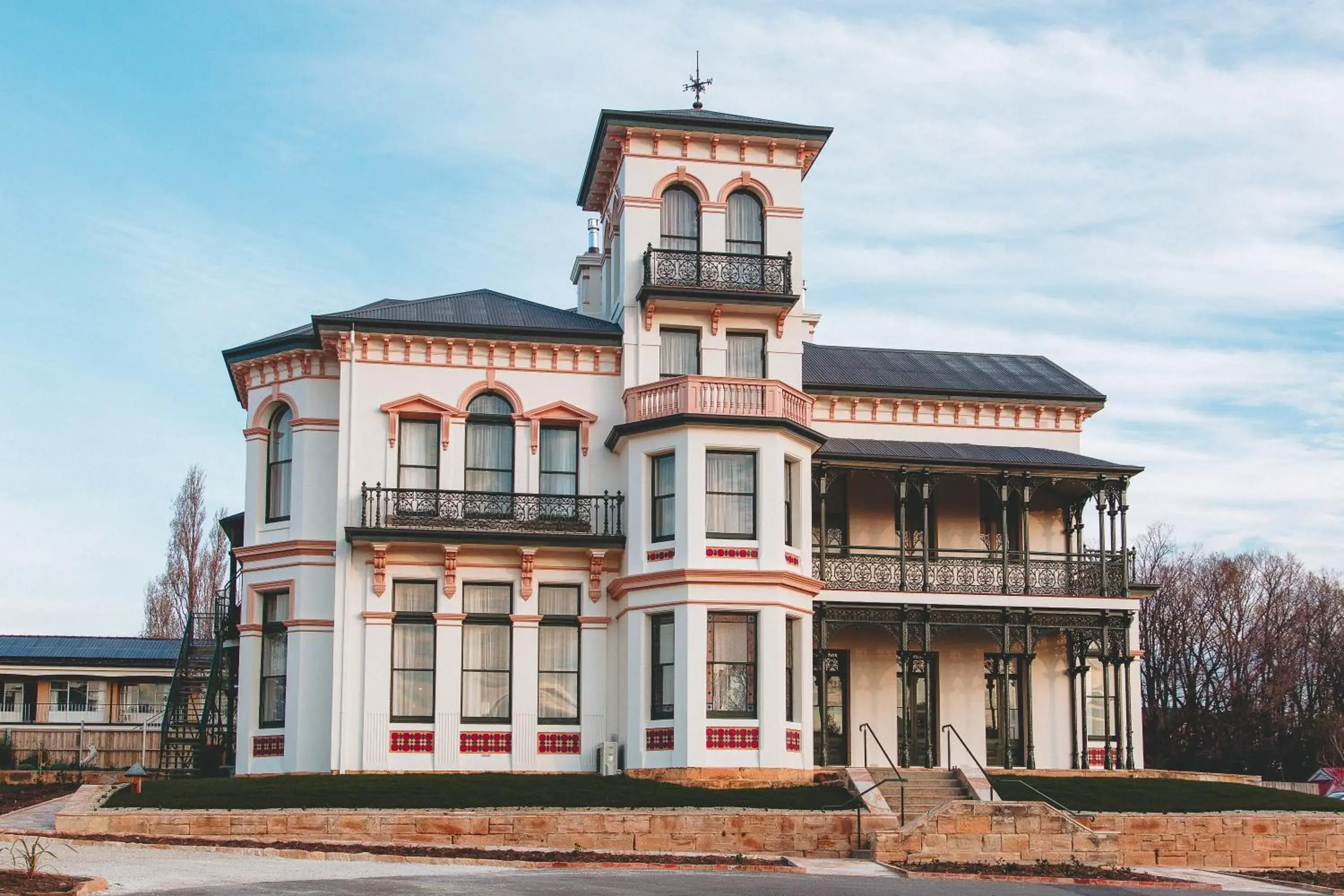 Property Building in Maylands Lodge