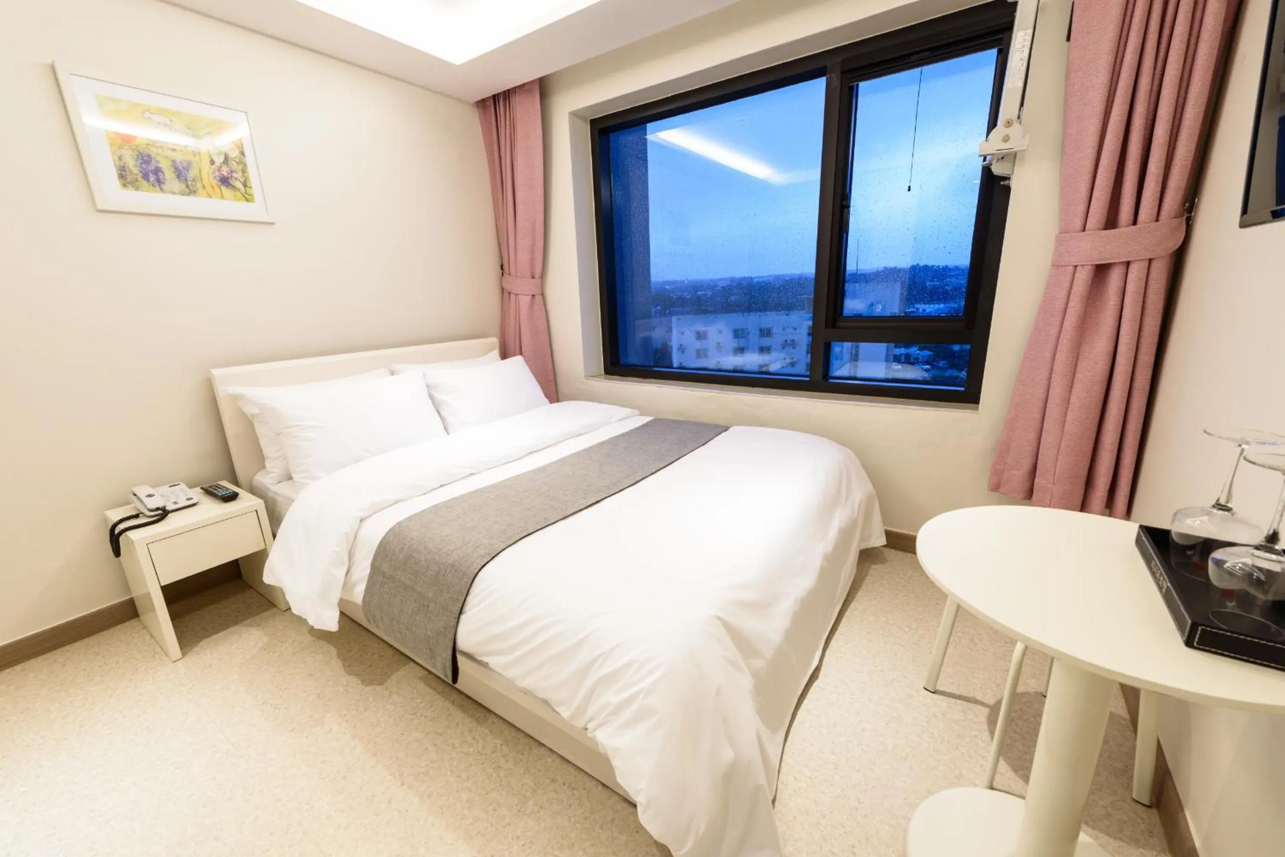 Day, Bed in Rezion Hotel