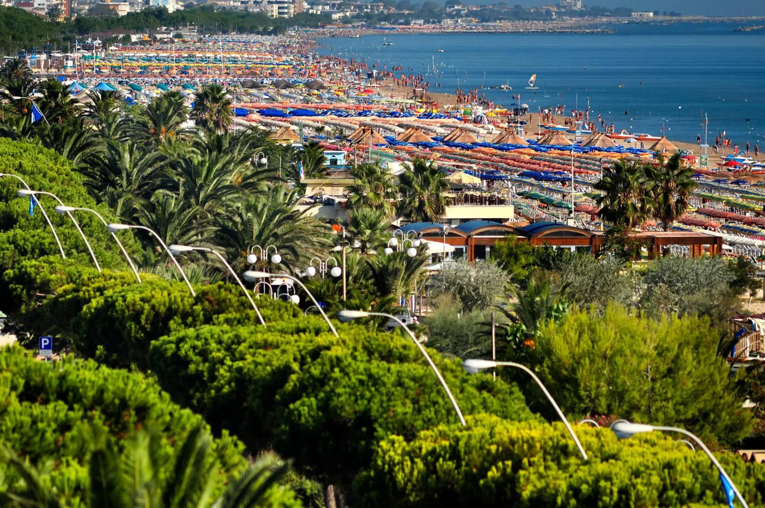 Bird's eye view, Bird's-eye View in Aurea Hotel