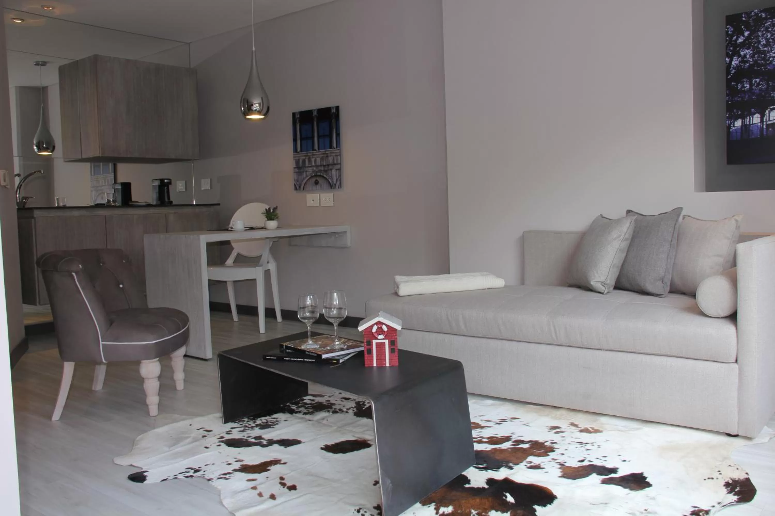 Kitchen or kitchenette in Hotel CityFlats