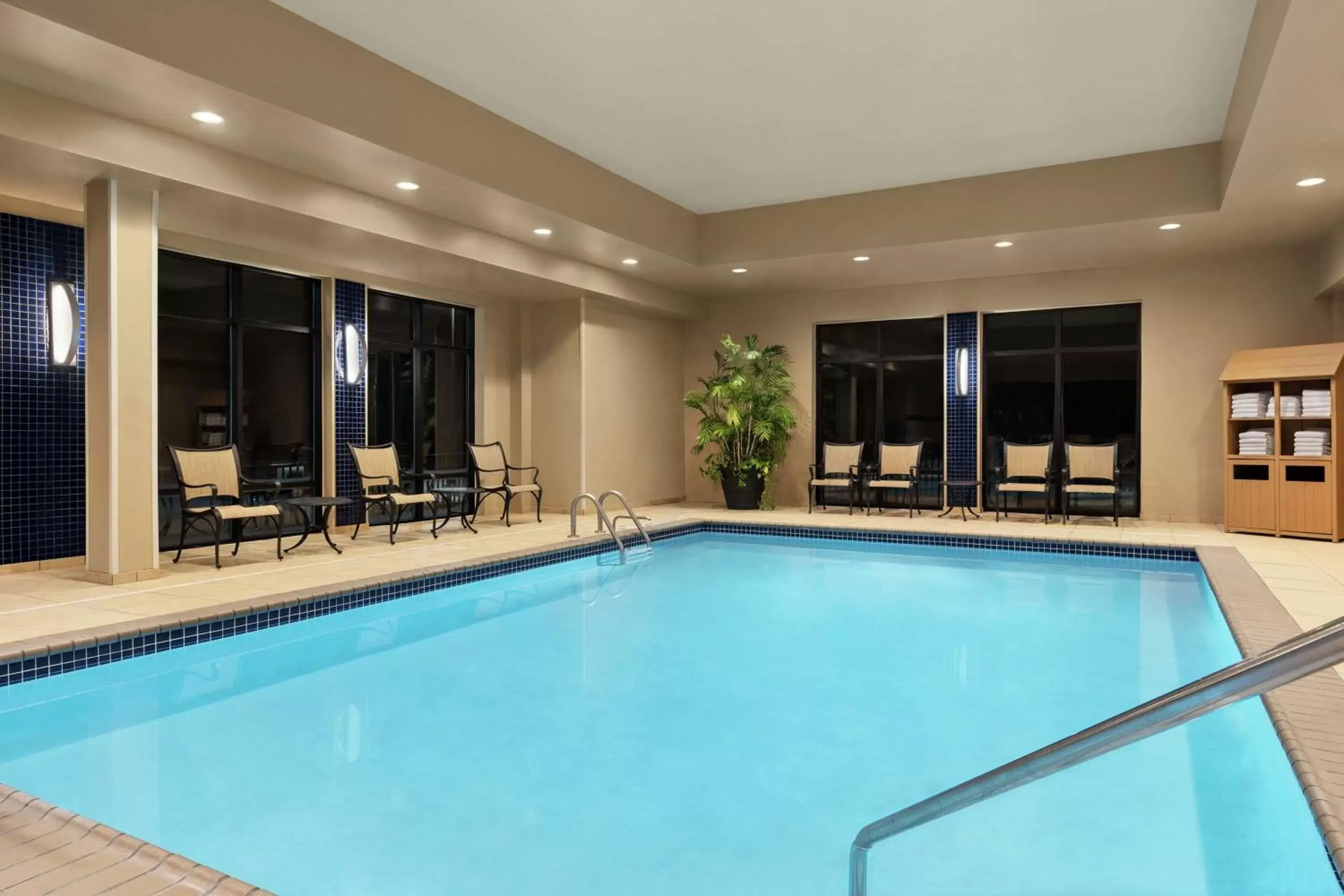 Pool view, Swimming Pool in Hampton Inn & Suites Mount Joy/Lancaster West, Pa