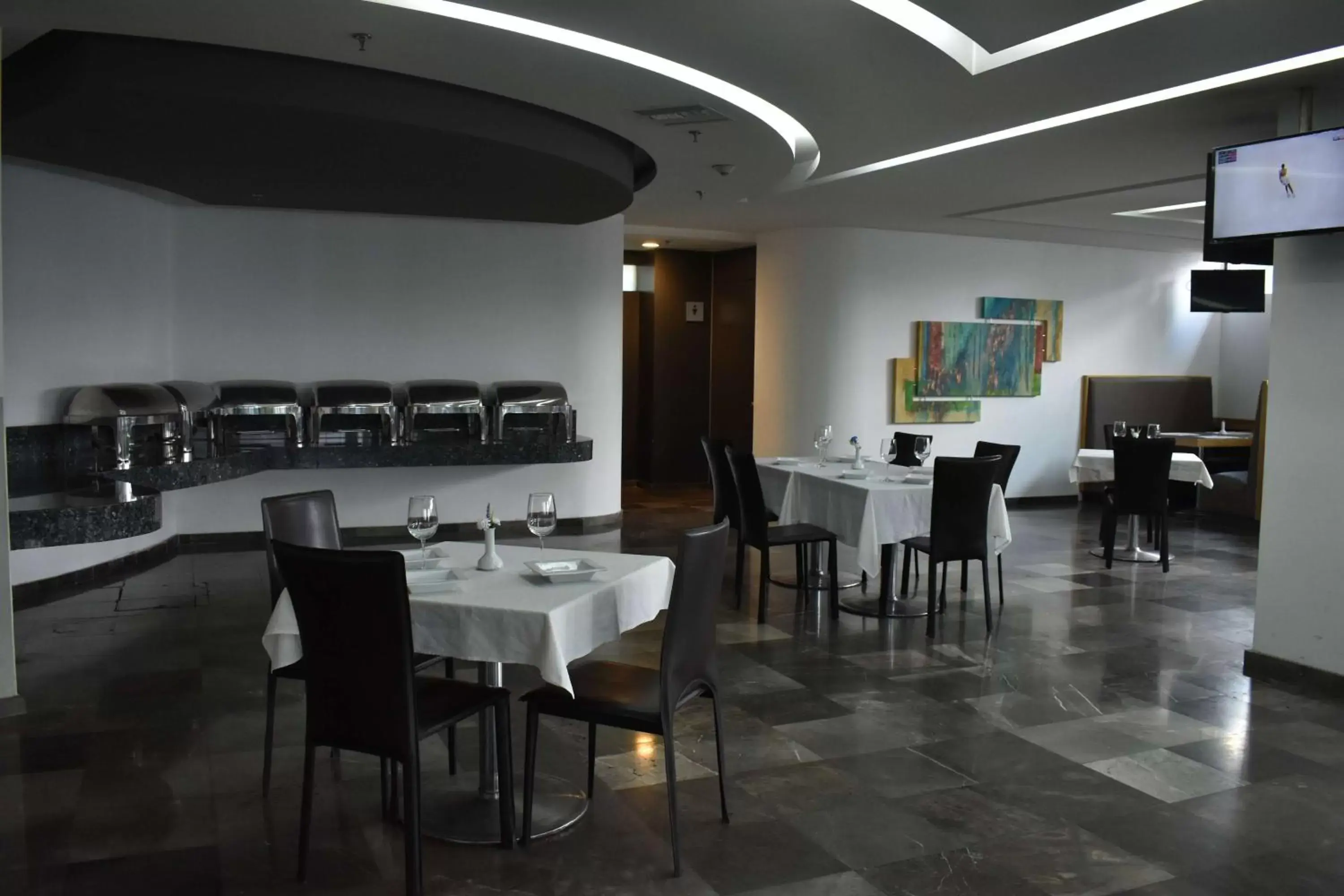Restaurant/Places to Eat in Ramada by Wyndham Mexico City Santa Fe
