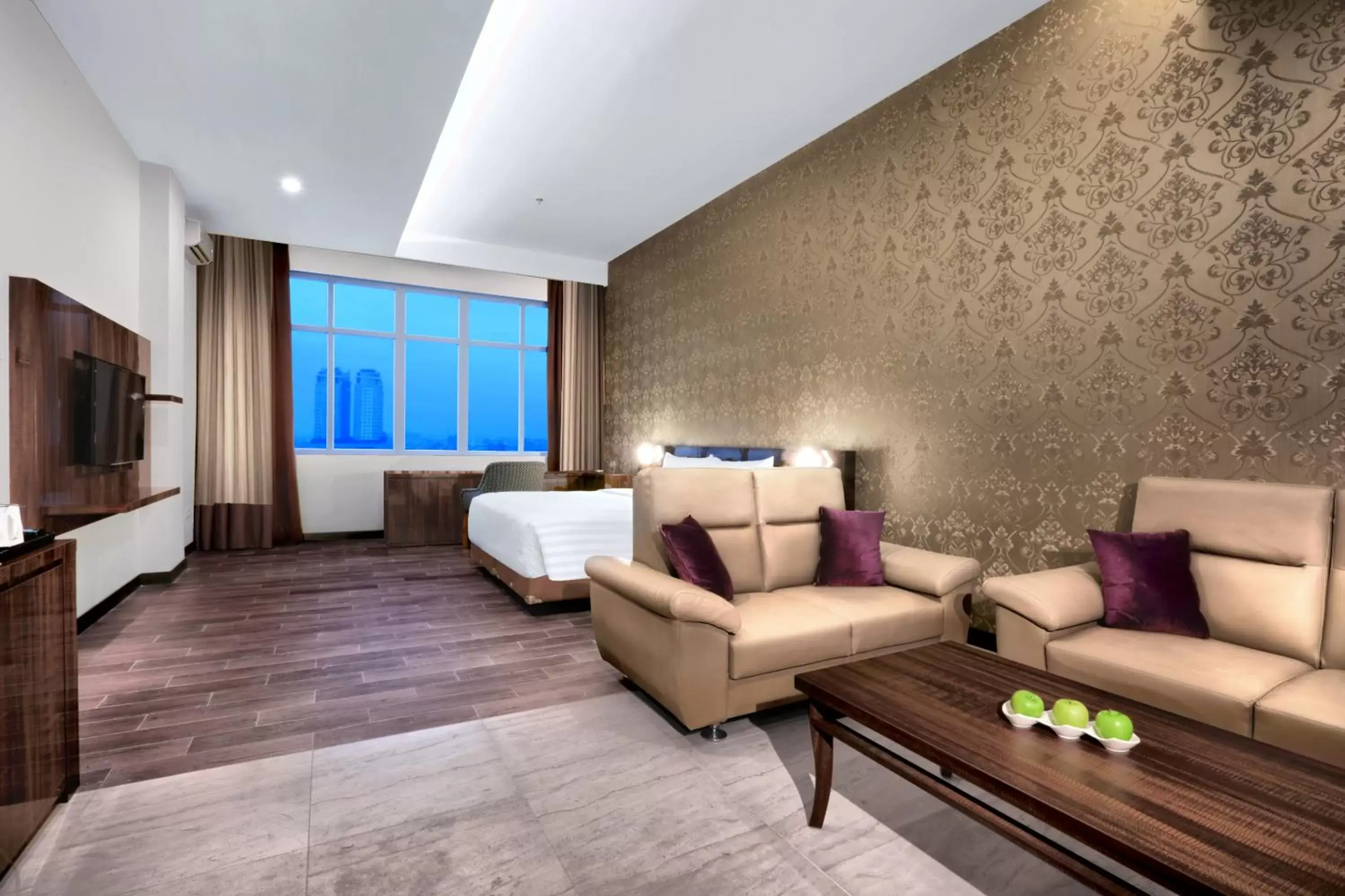 Bedroom, Seating Area in favehotel S. Parman Medan
