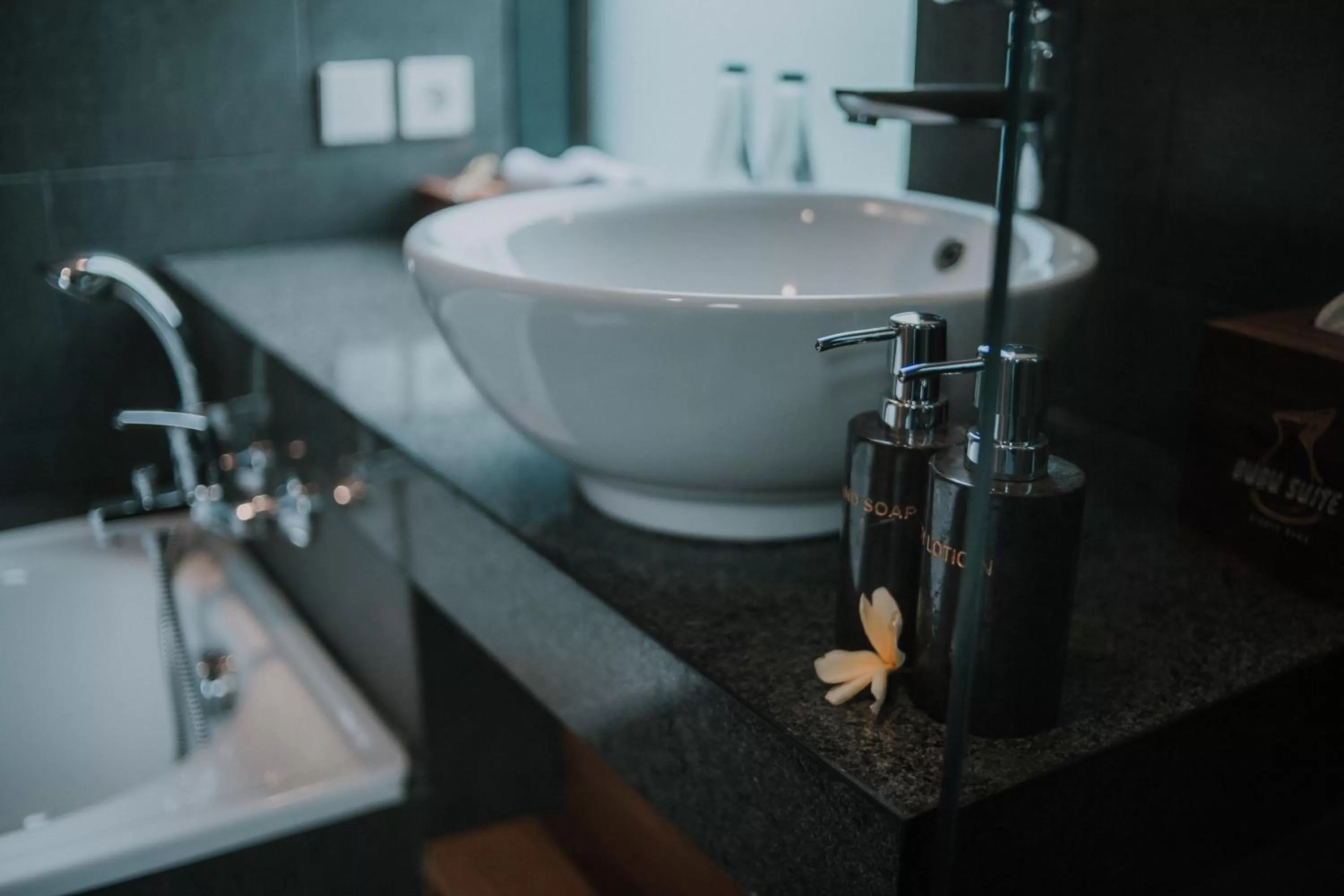 Toilet in Bubu Suite by Prasi