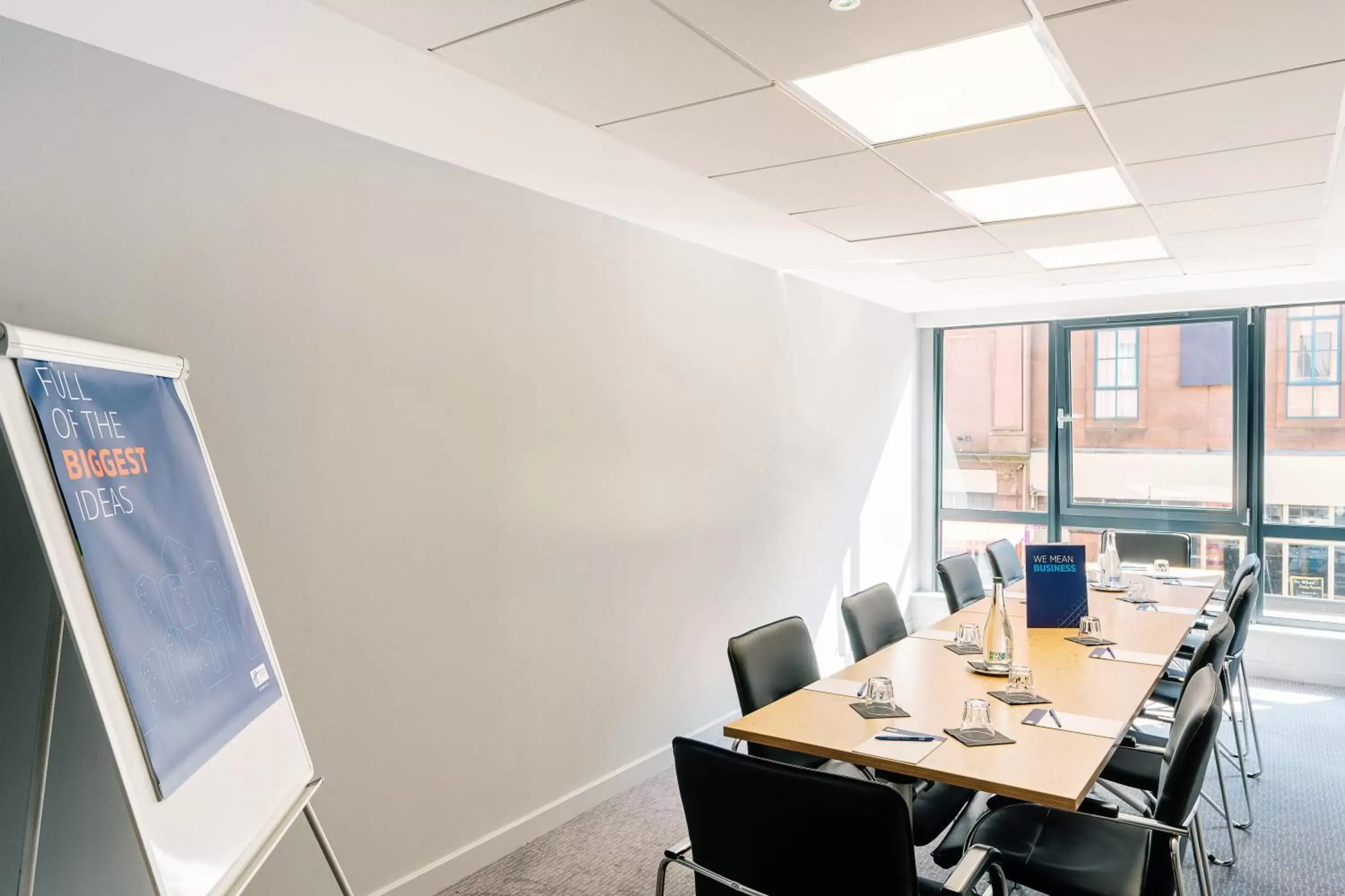 Meeting/conference room in Holiday Inn Express - Derry - Londonderry, an IHG Hotel