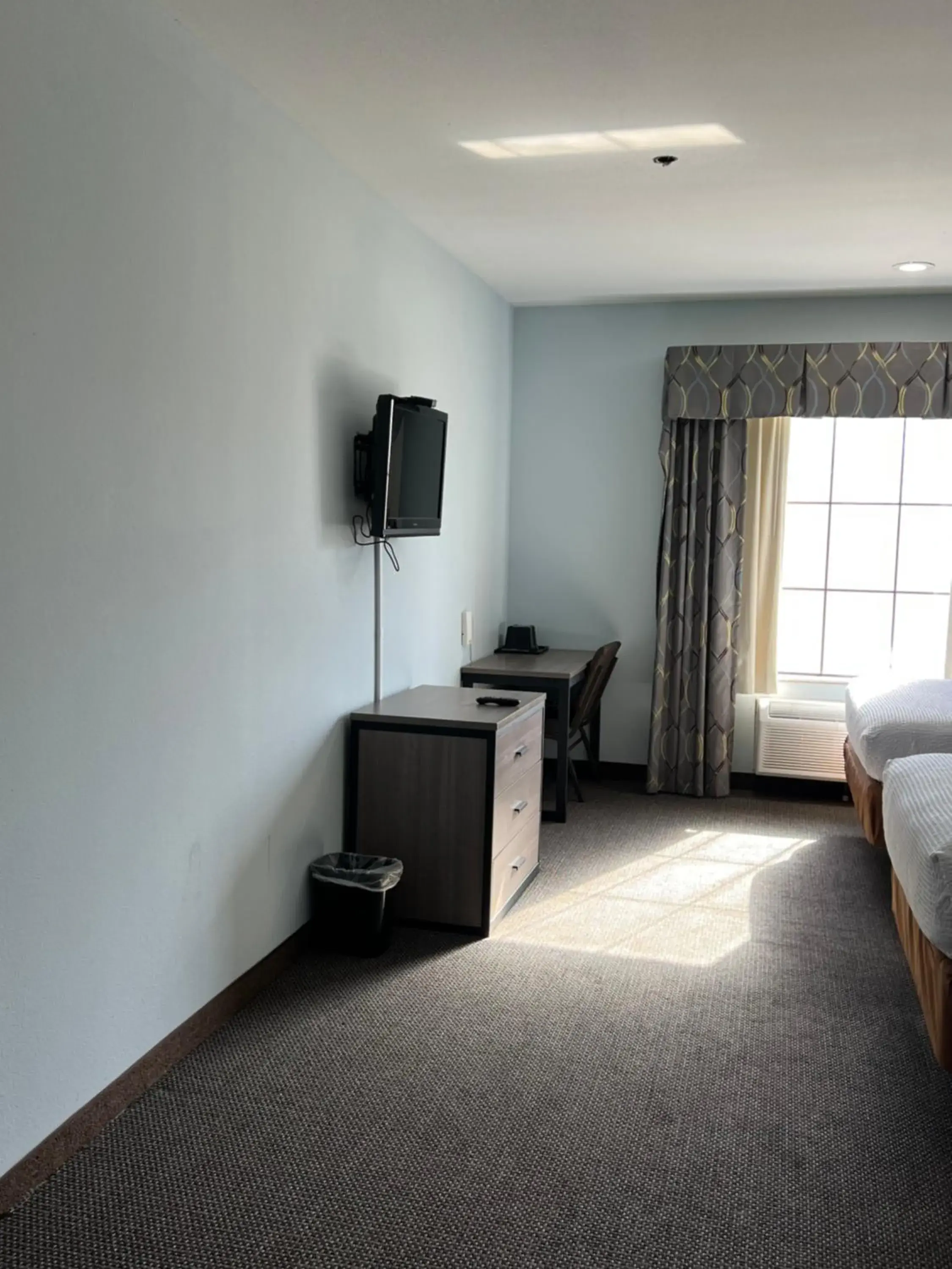 hair dresser, Bed in Americas Best Value Inn Sulphur hair dresser, Bed in Americas Best Value Inn Sulphur