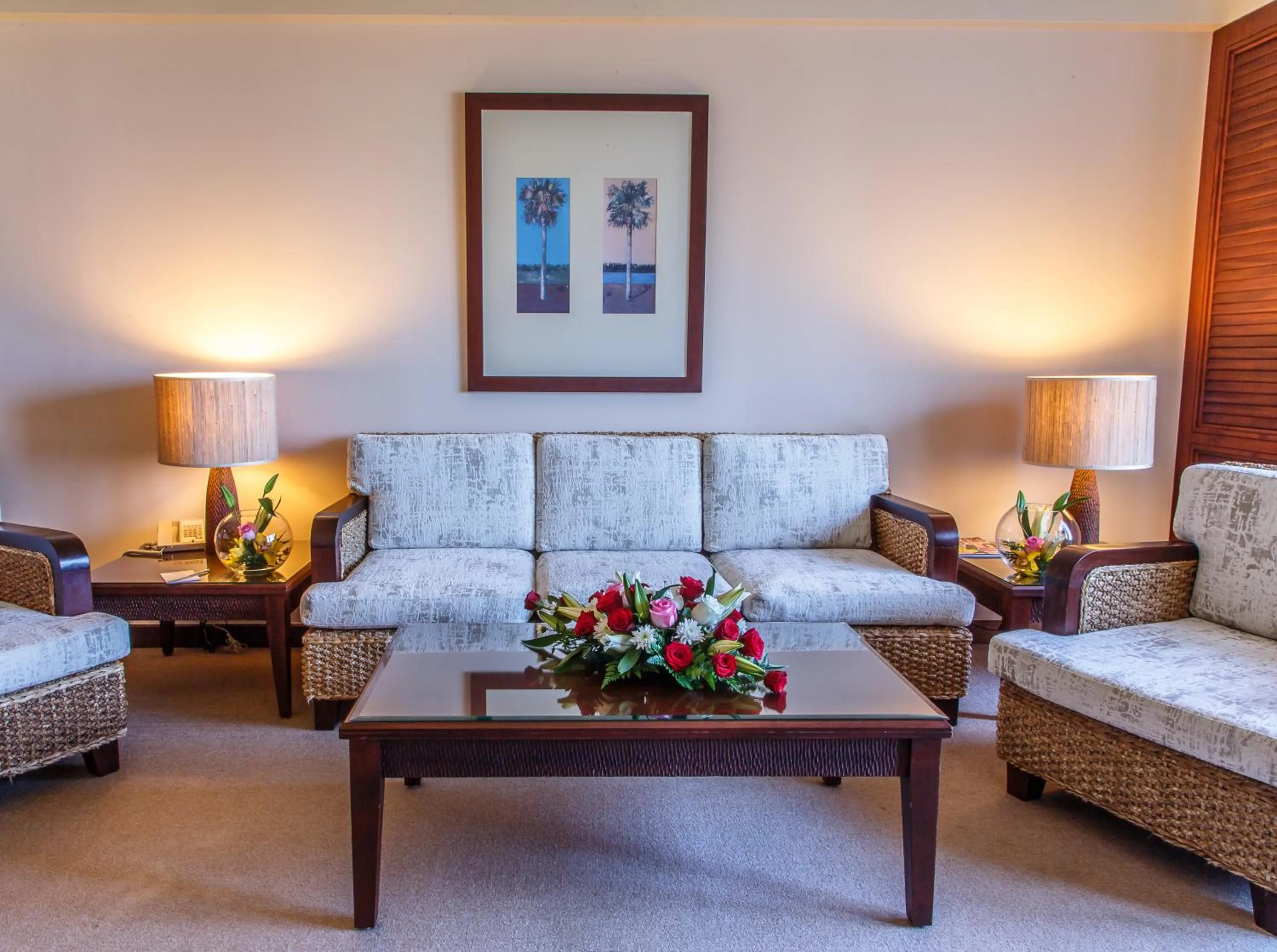 Living room in Danat Jebel Dhanna Resort