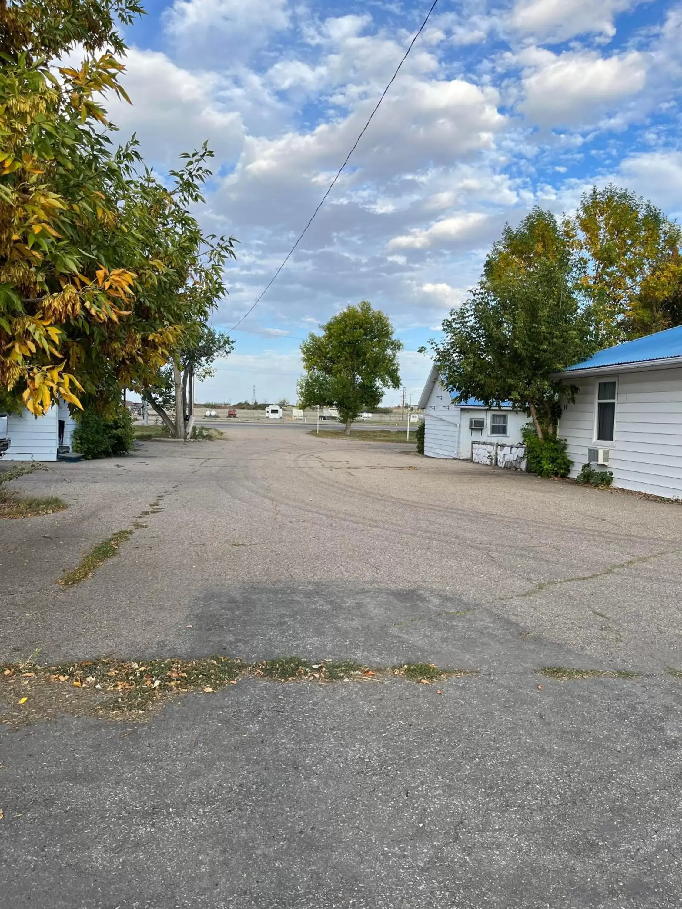 Property Building in Bluebird Motel