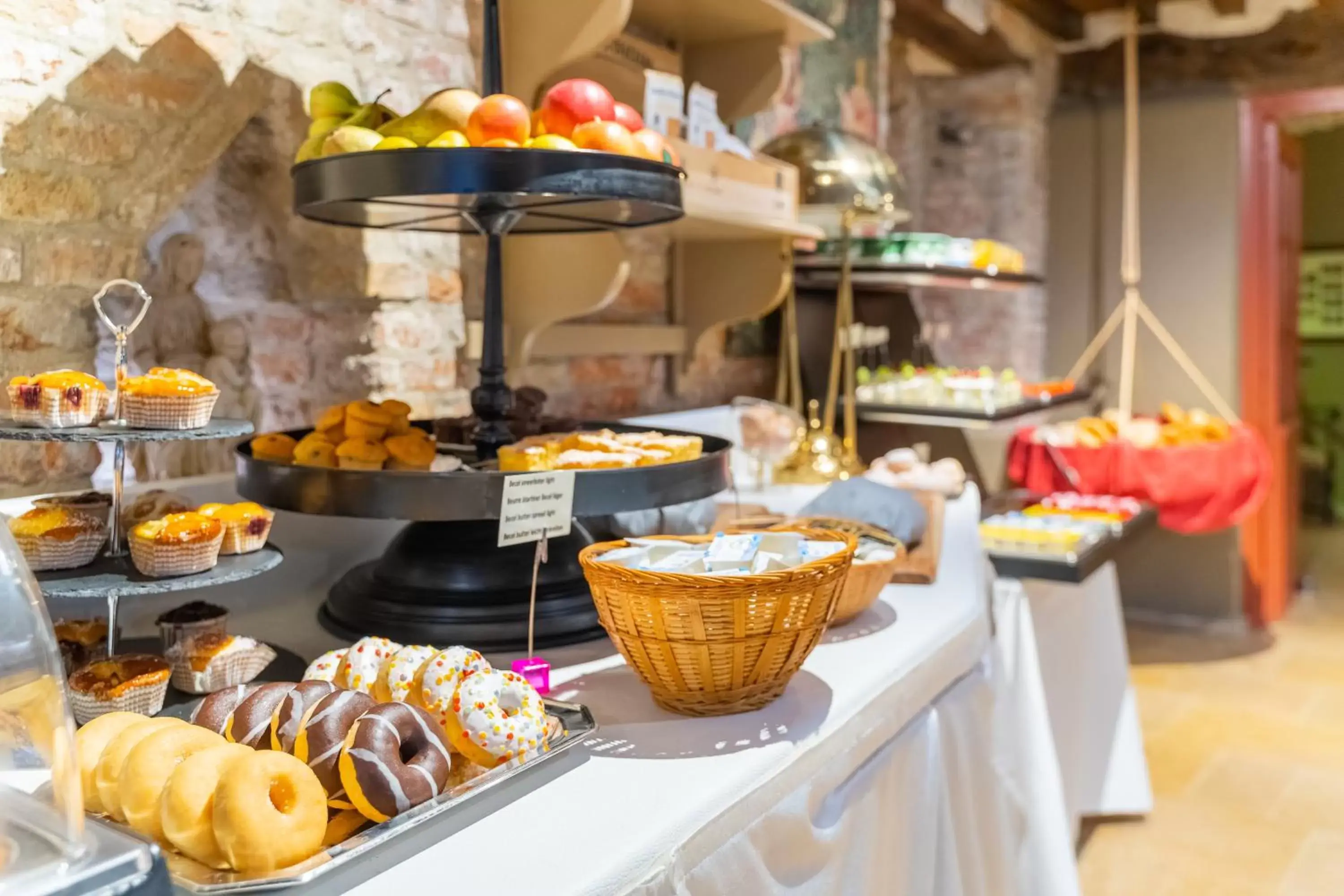 Buffet breakfast, Food in Hotel Ter Brughe by CW Hotel Collection