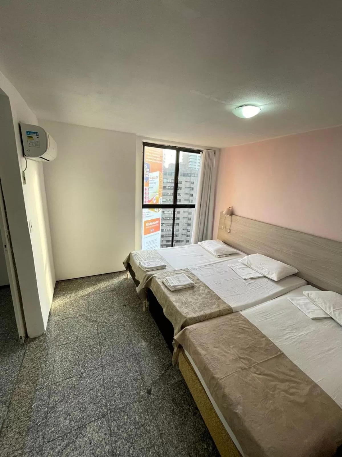 Bed in Flat Atlântico Neto