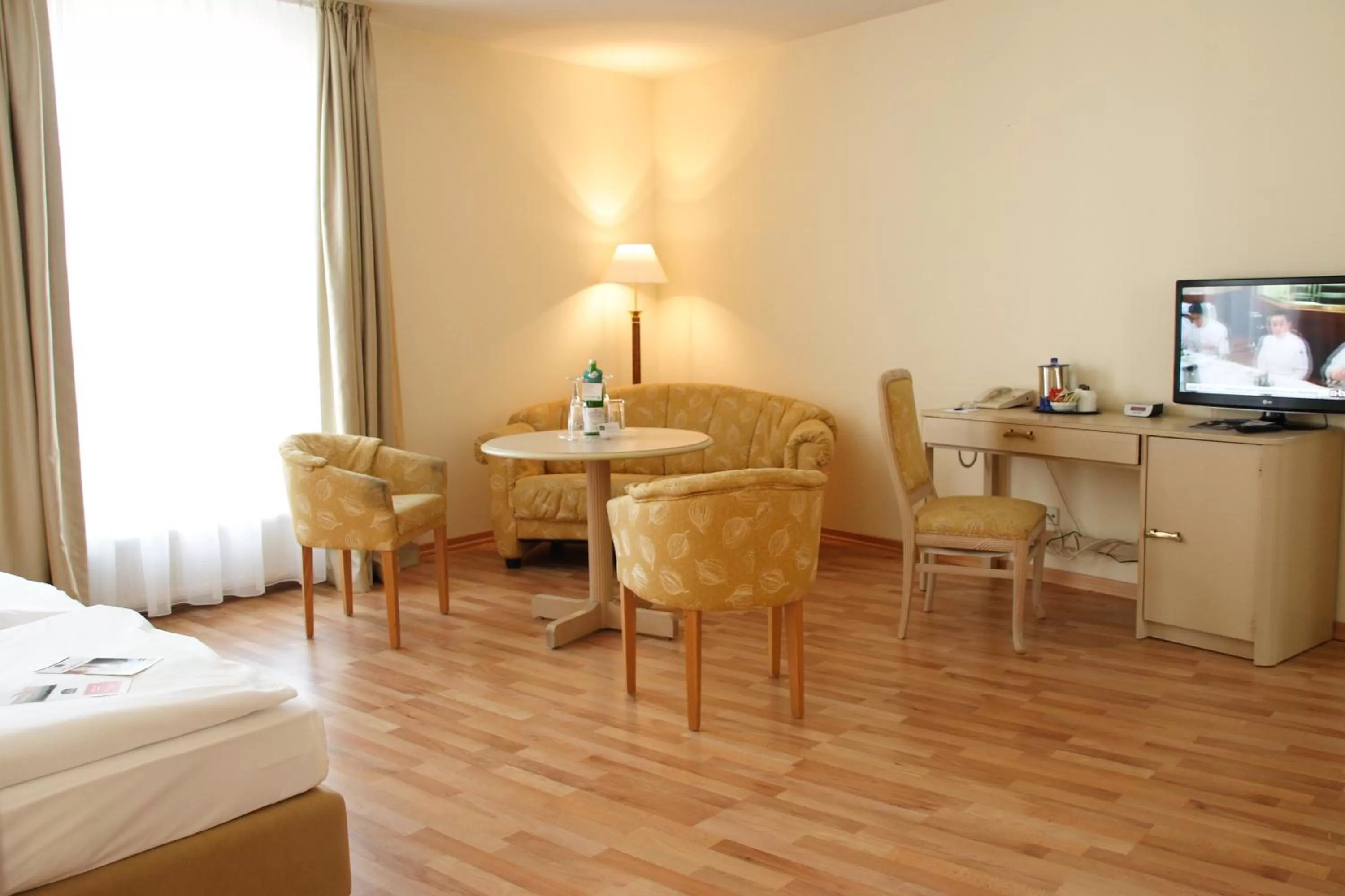 Photo of the whole room in Hotel am Schloß Köpenick by Golden Tulip