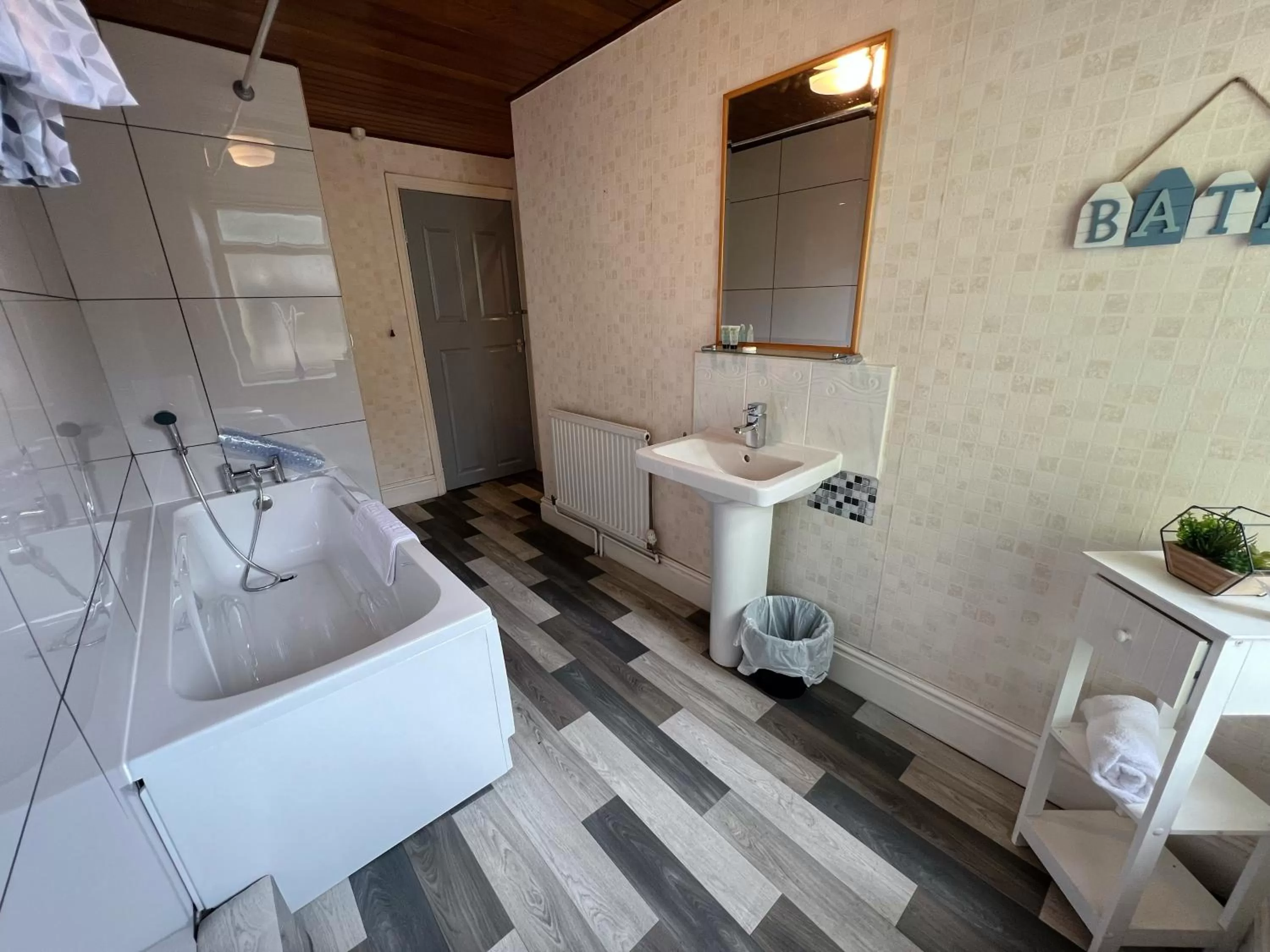 Bathroom in Stone Lodge