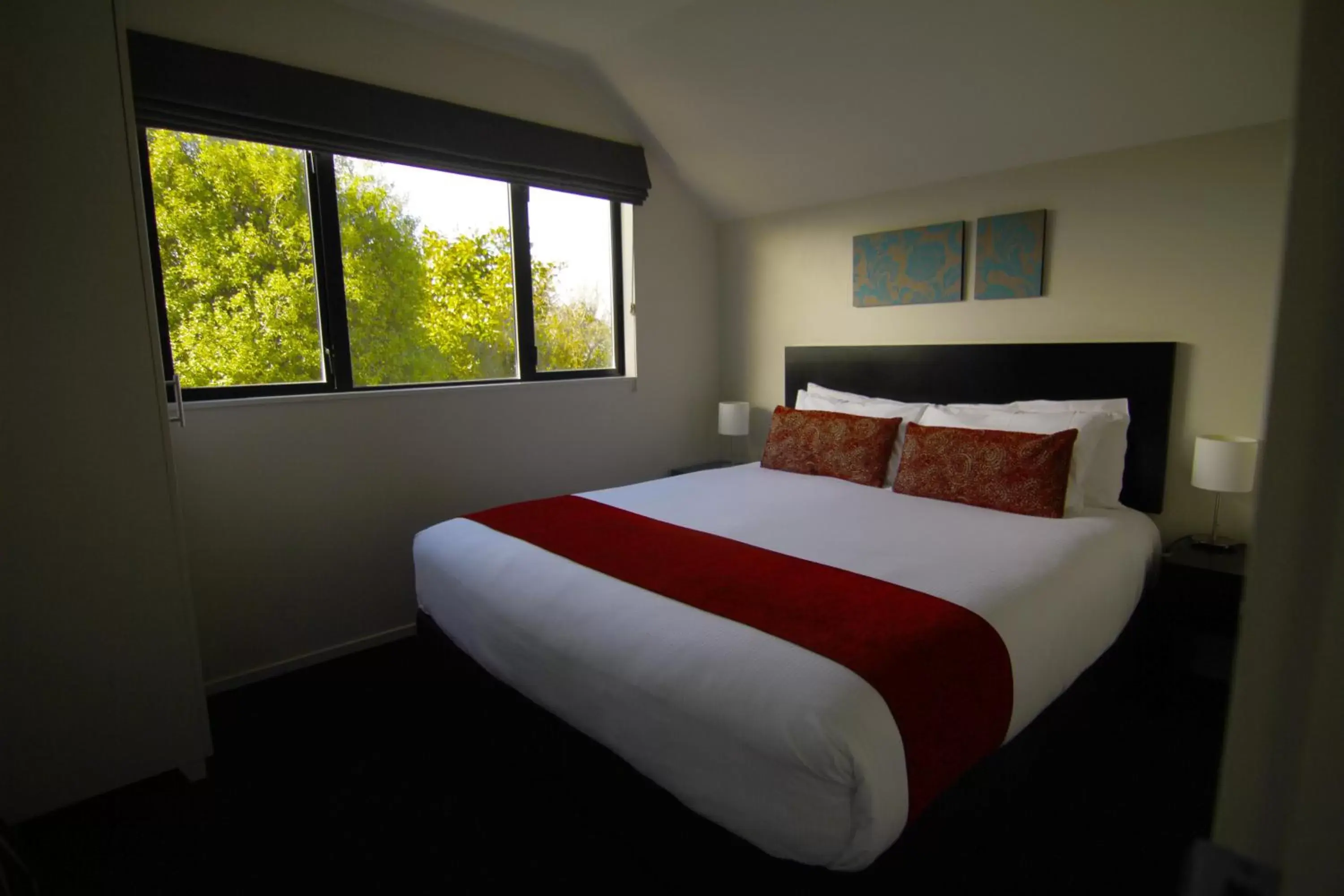 Bed in Metropolitan Motel on Riccarton