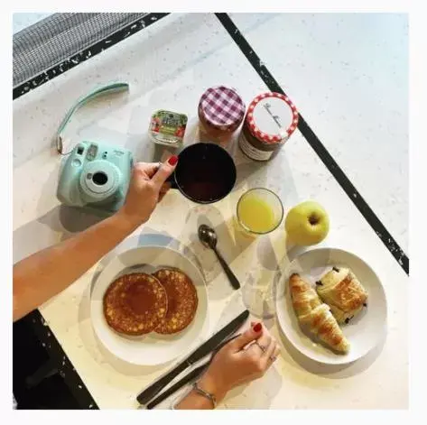 Breakfast in ibis budget Aéroport Lyon Saint Exupéry Breakfast in ibis budget Aéroport Lyon Saint Exupéry