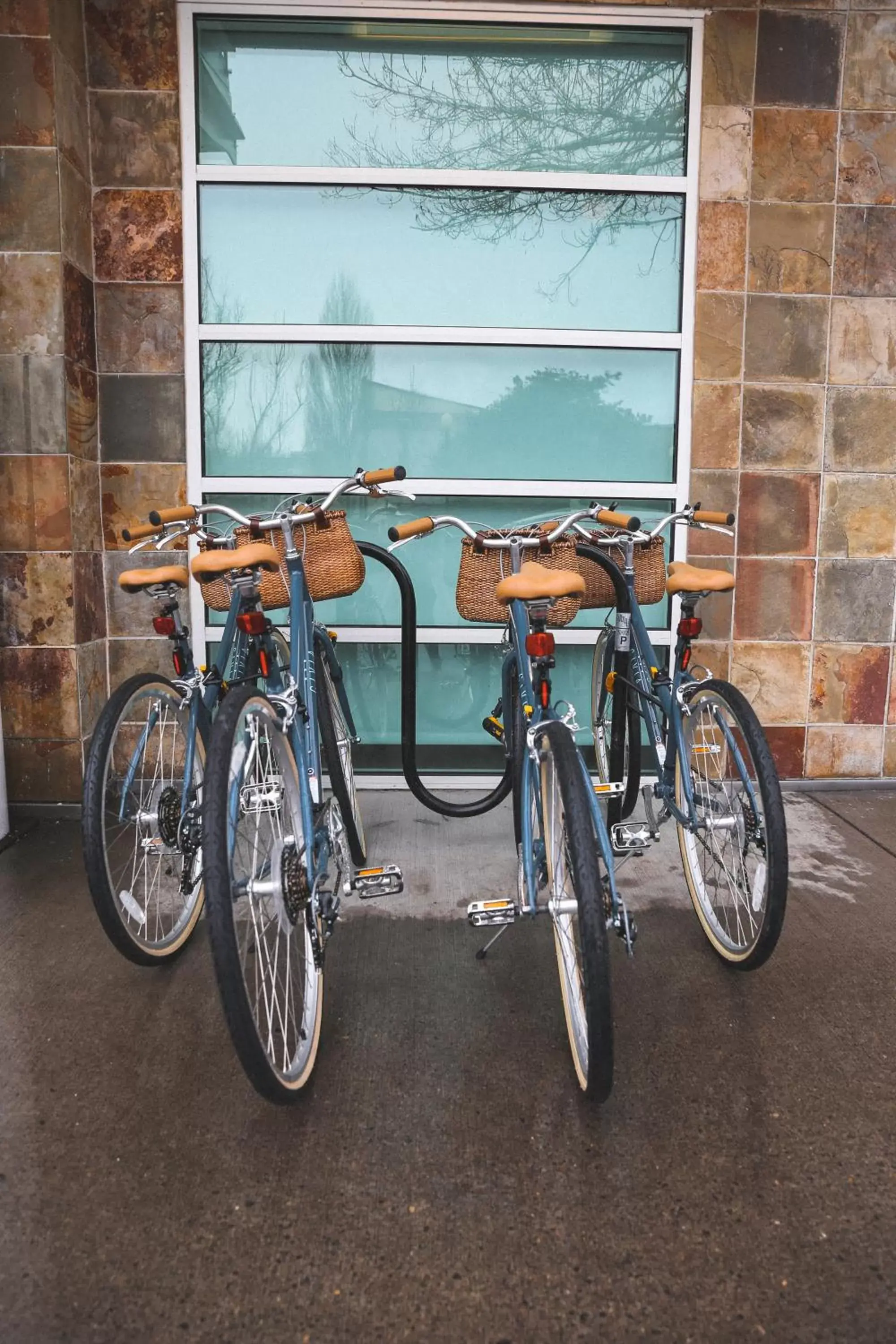 Cycling, Biking in River's Edge Hotel Portland, Tapestry Collection by Hilton