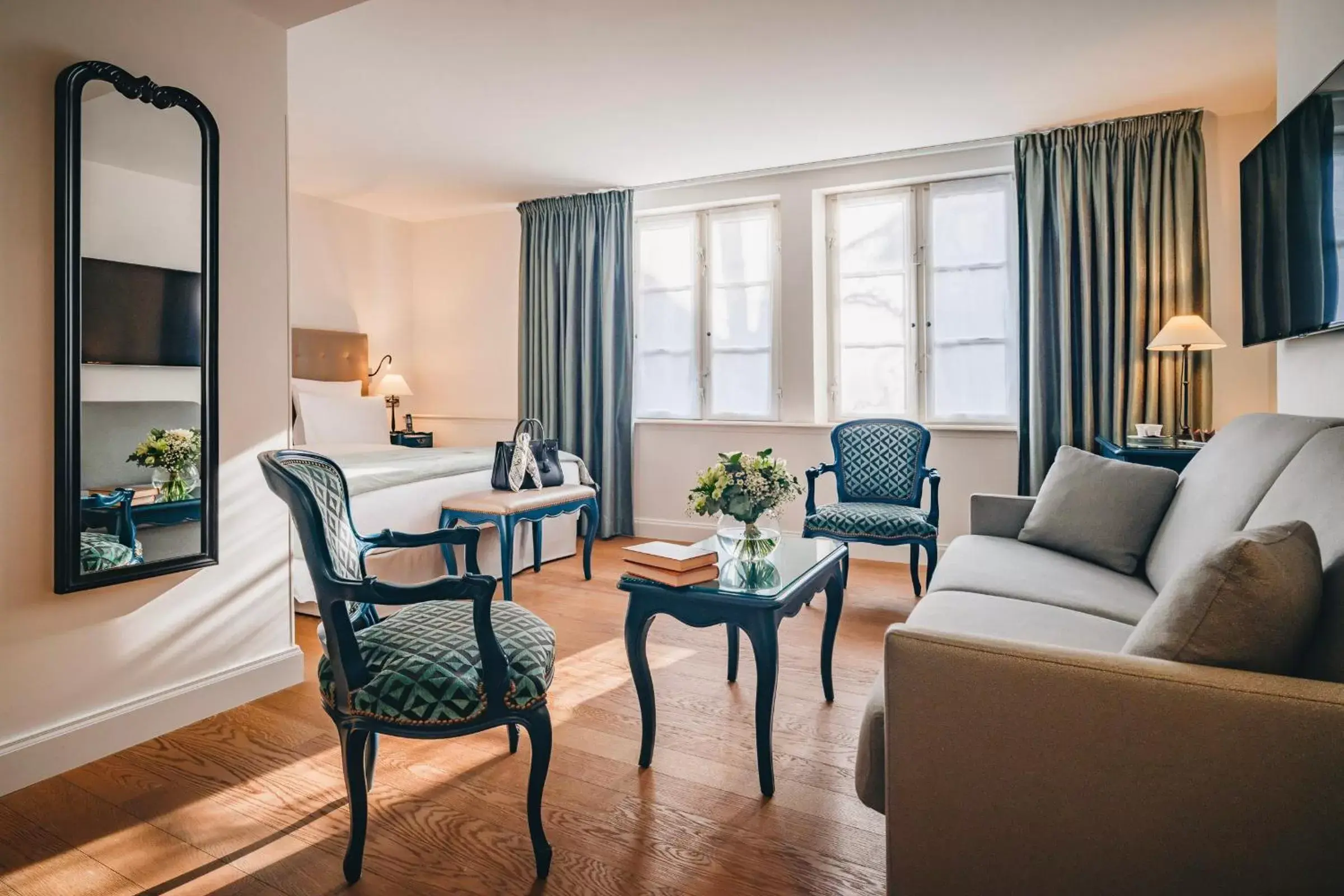 Living room, Seating Area in Hotel Cour du Corbeau Strasbourg - MGallery