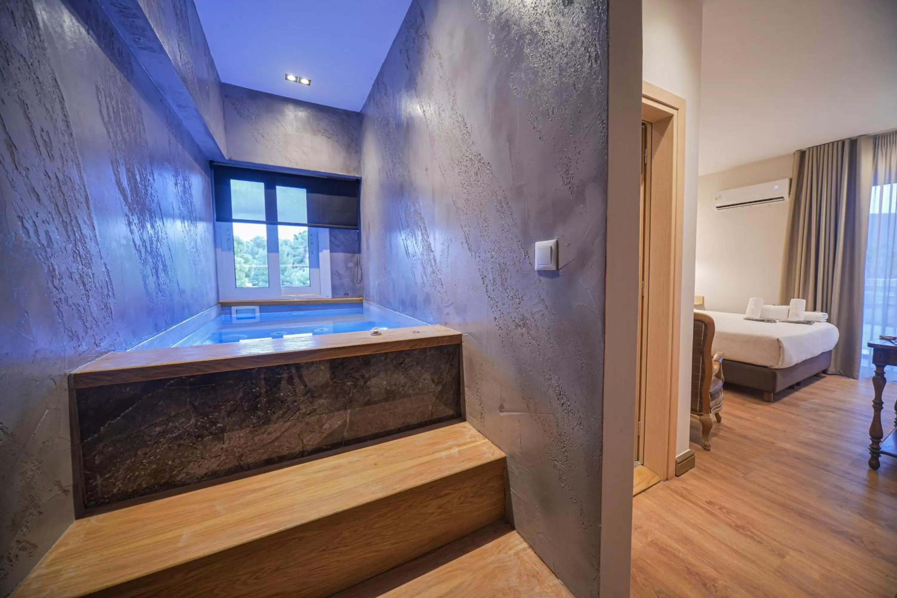 Hot Tub, Bathroom in Anixi Hotel by AP