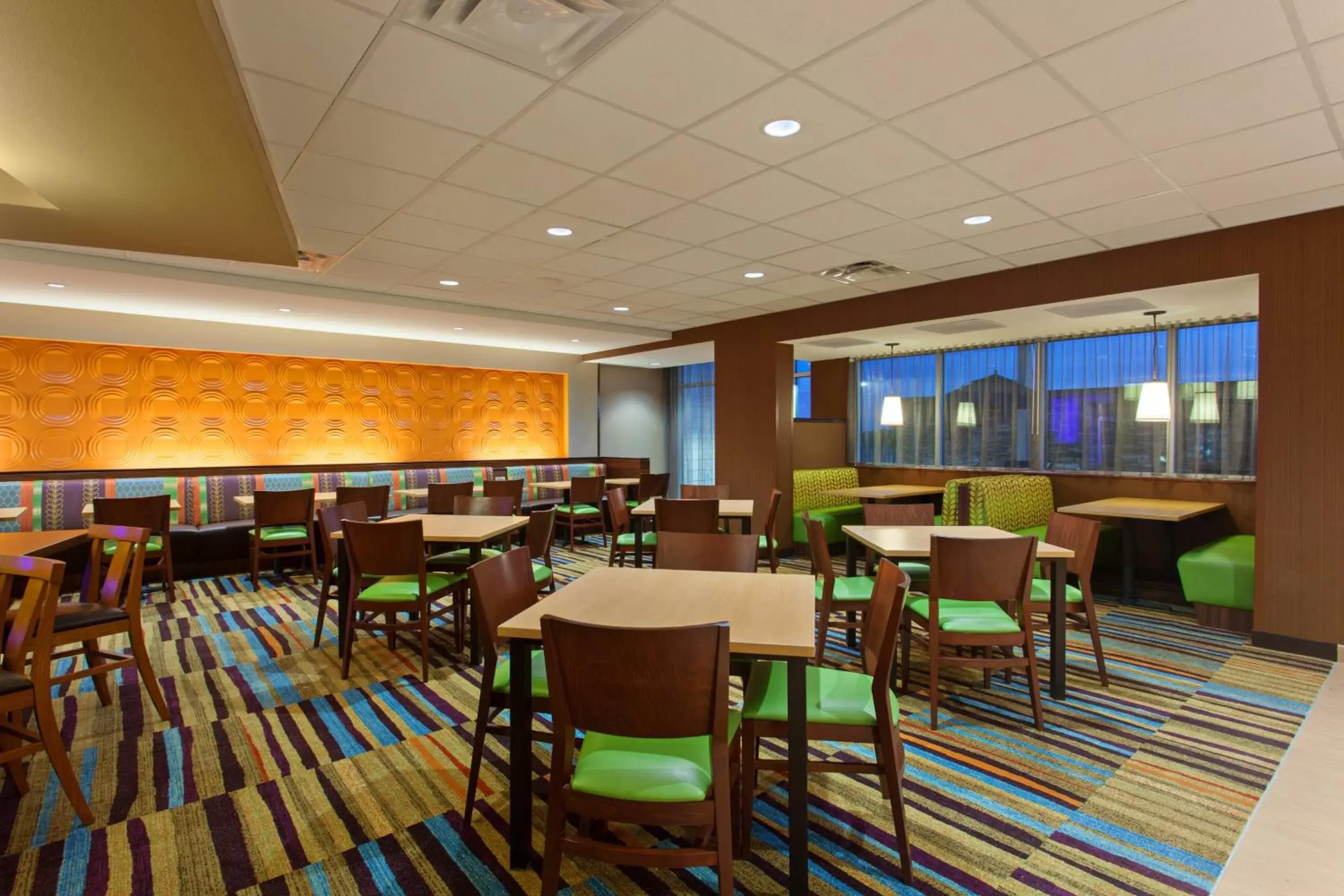 Restaurant/Places to Eat in Fairfield Inn & Suites by Marriott Tucumcari