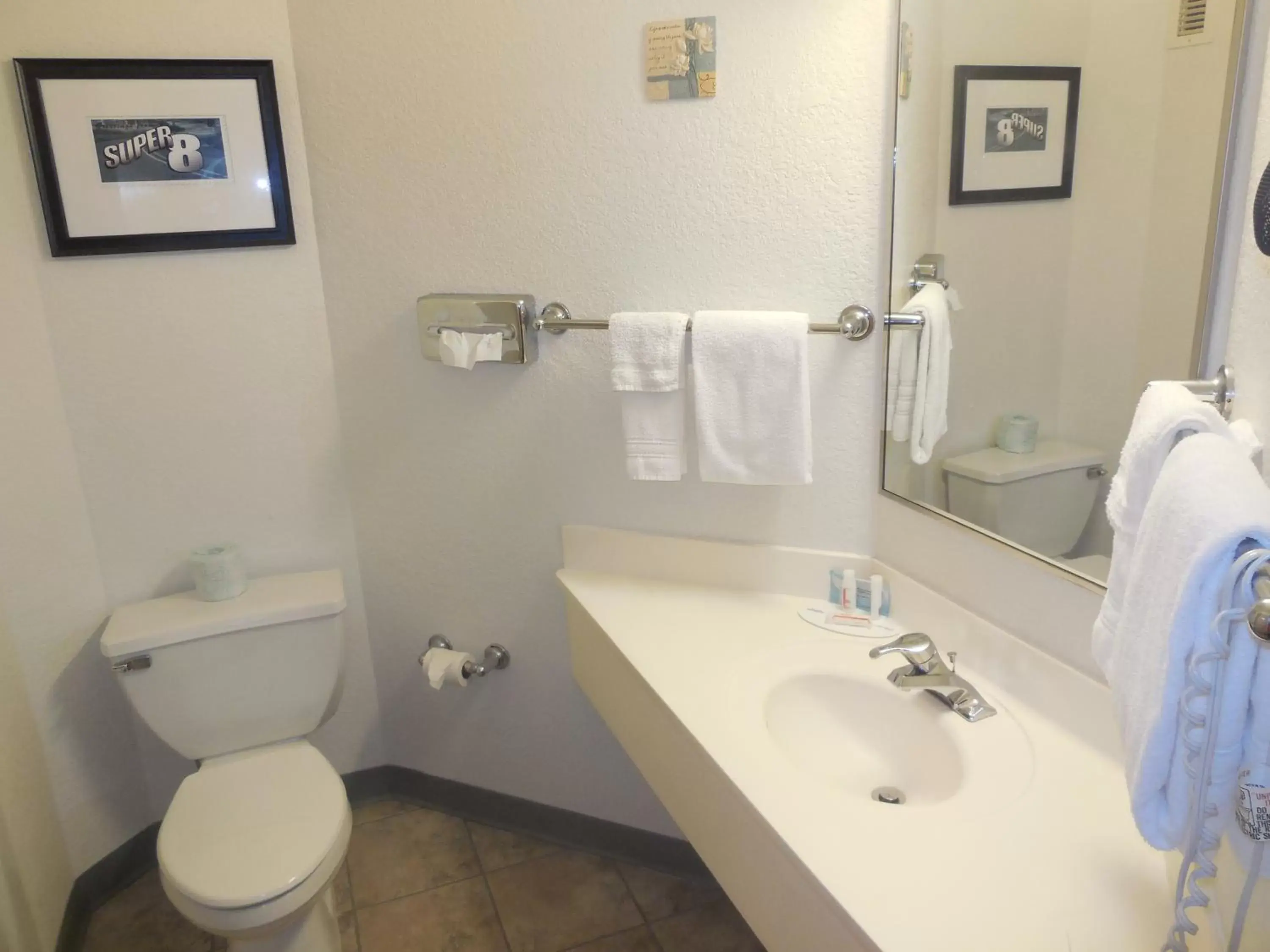 Bathroom in Super 8 by Wyndham Sault Ste. Marie