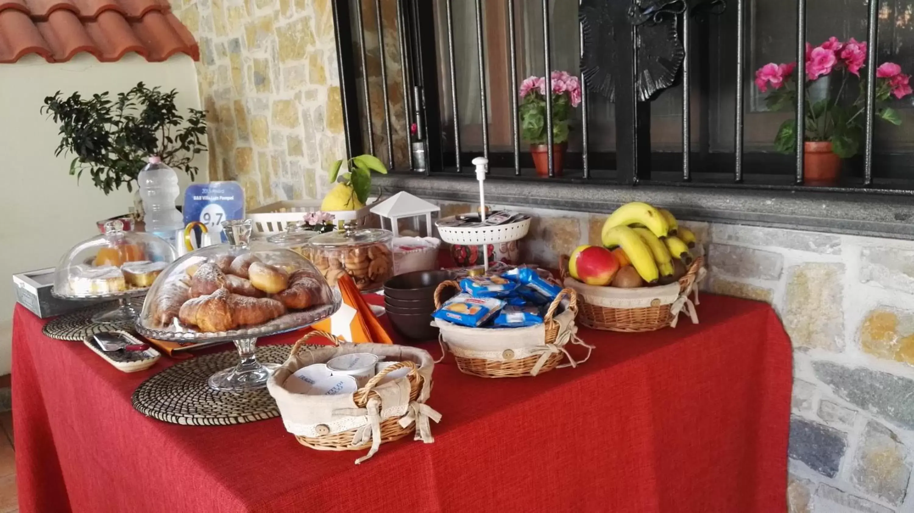 Food and drinks, Food in B&B Villa Lura Pompei