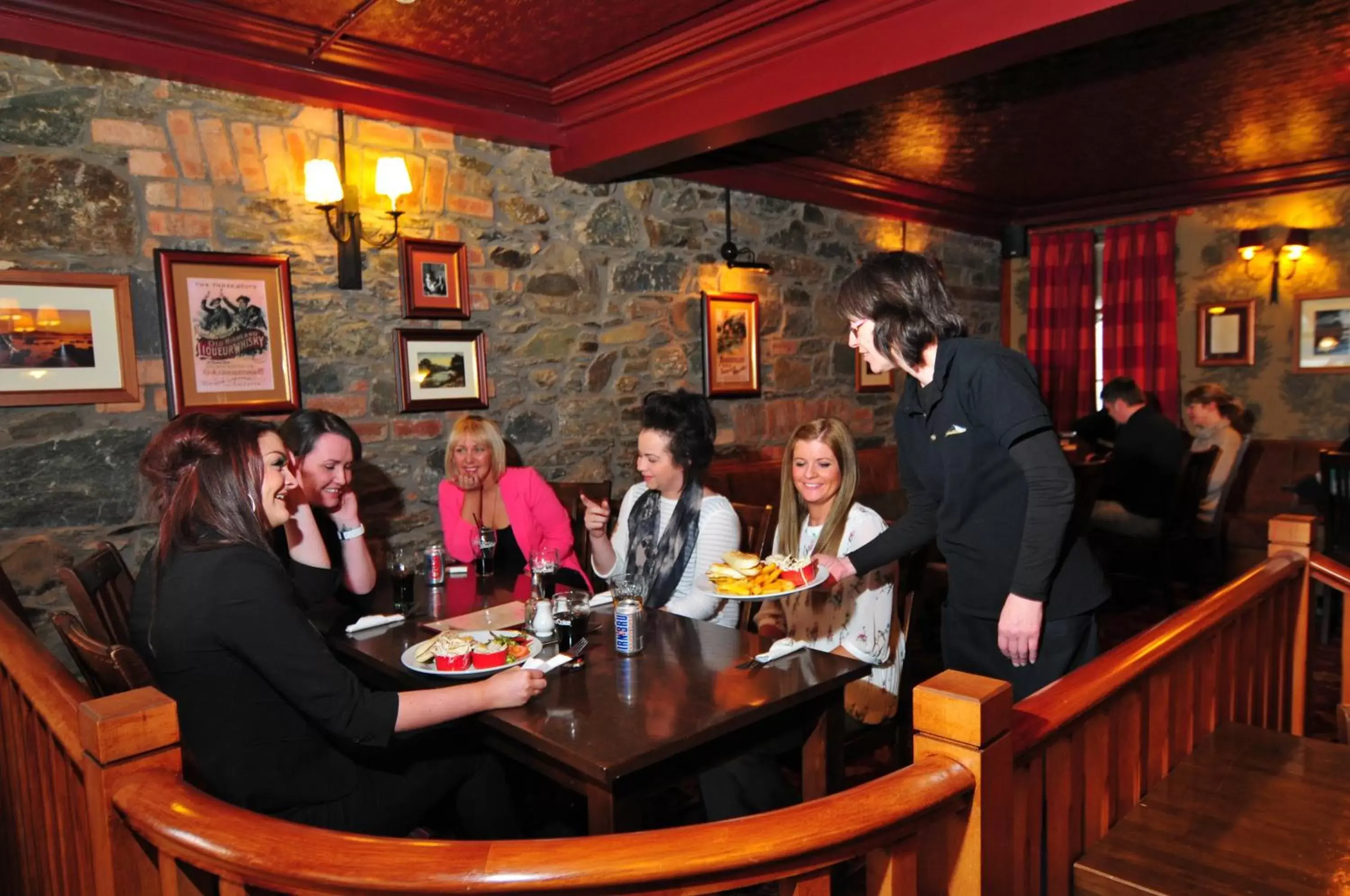 Restaurant/places to eat in Schiehallion Hotel