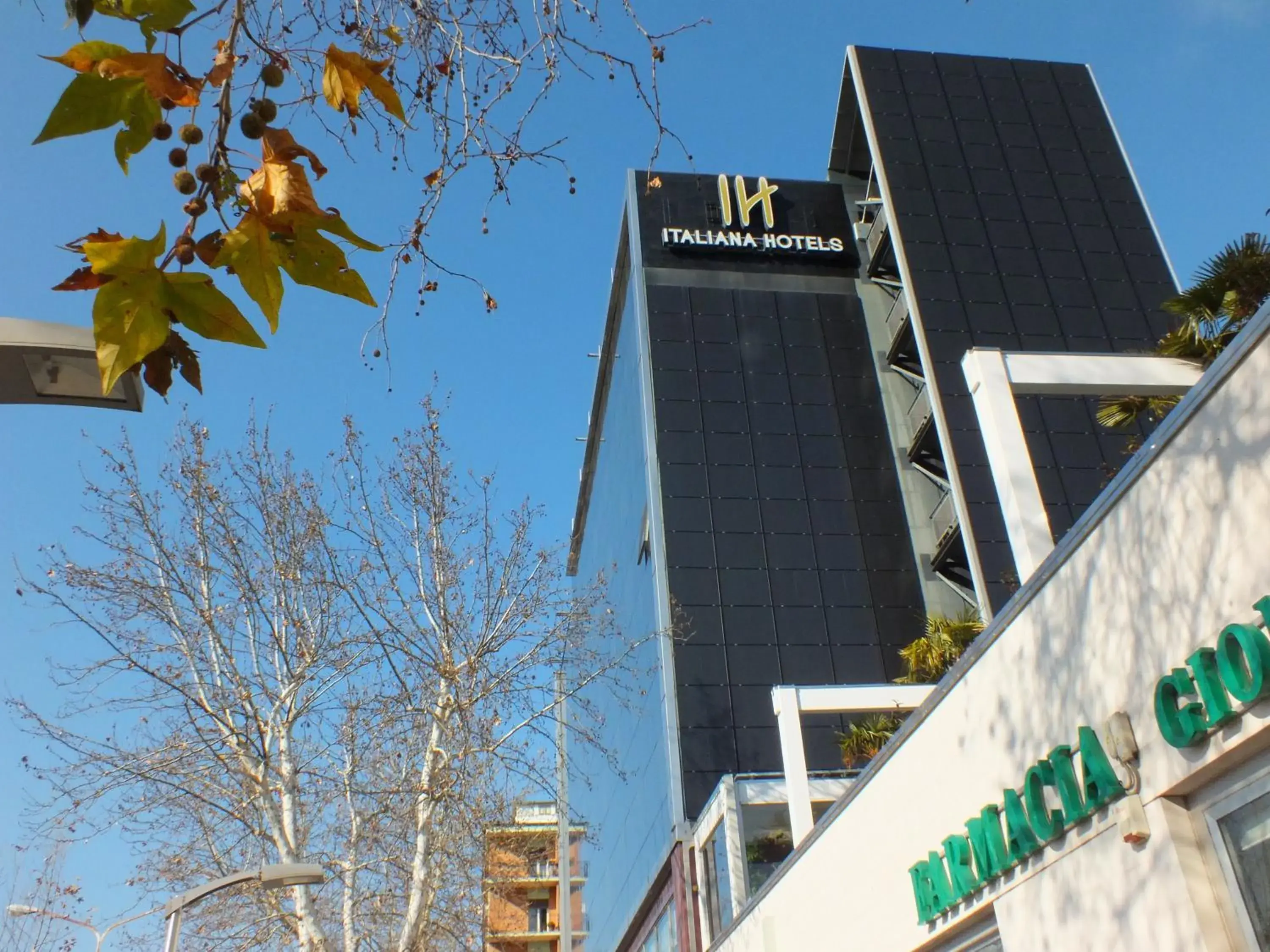 Facade/entrance, Property Building in Italiana Hotels Cosenza