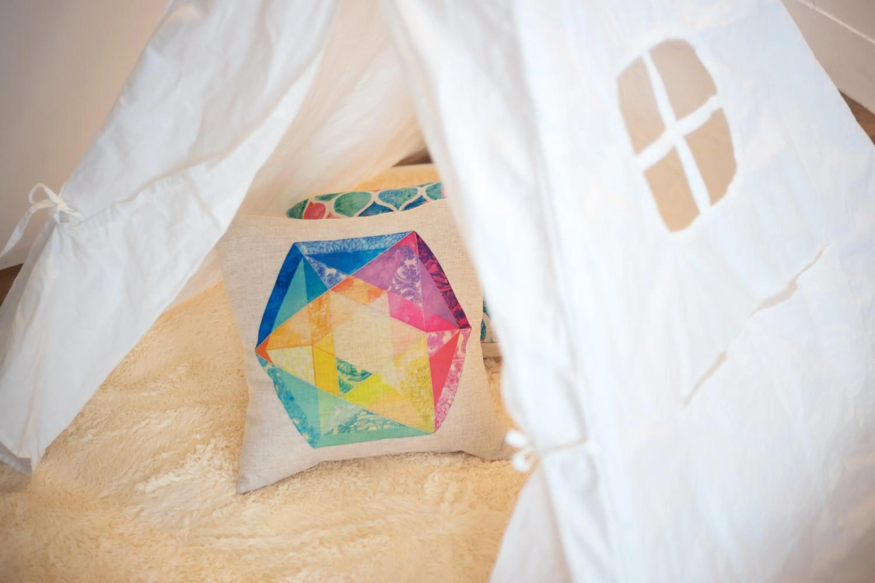 Other, Bed in You Worth Inn