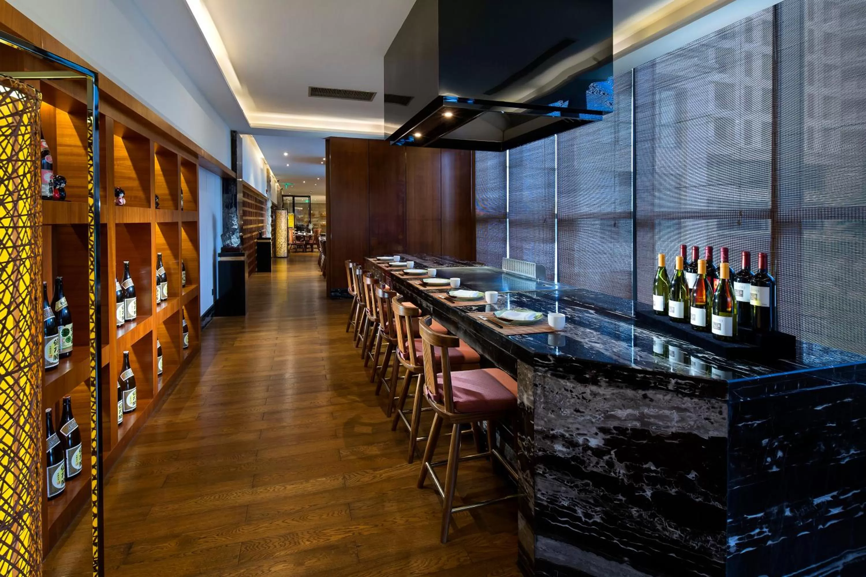 Restaurant/places to eat in Crowne Plaza Sanya City Center by IHG