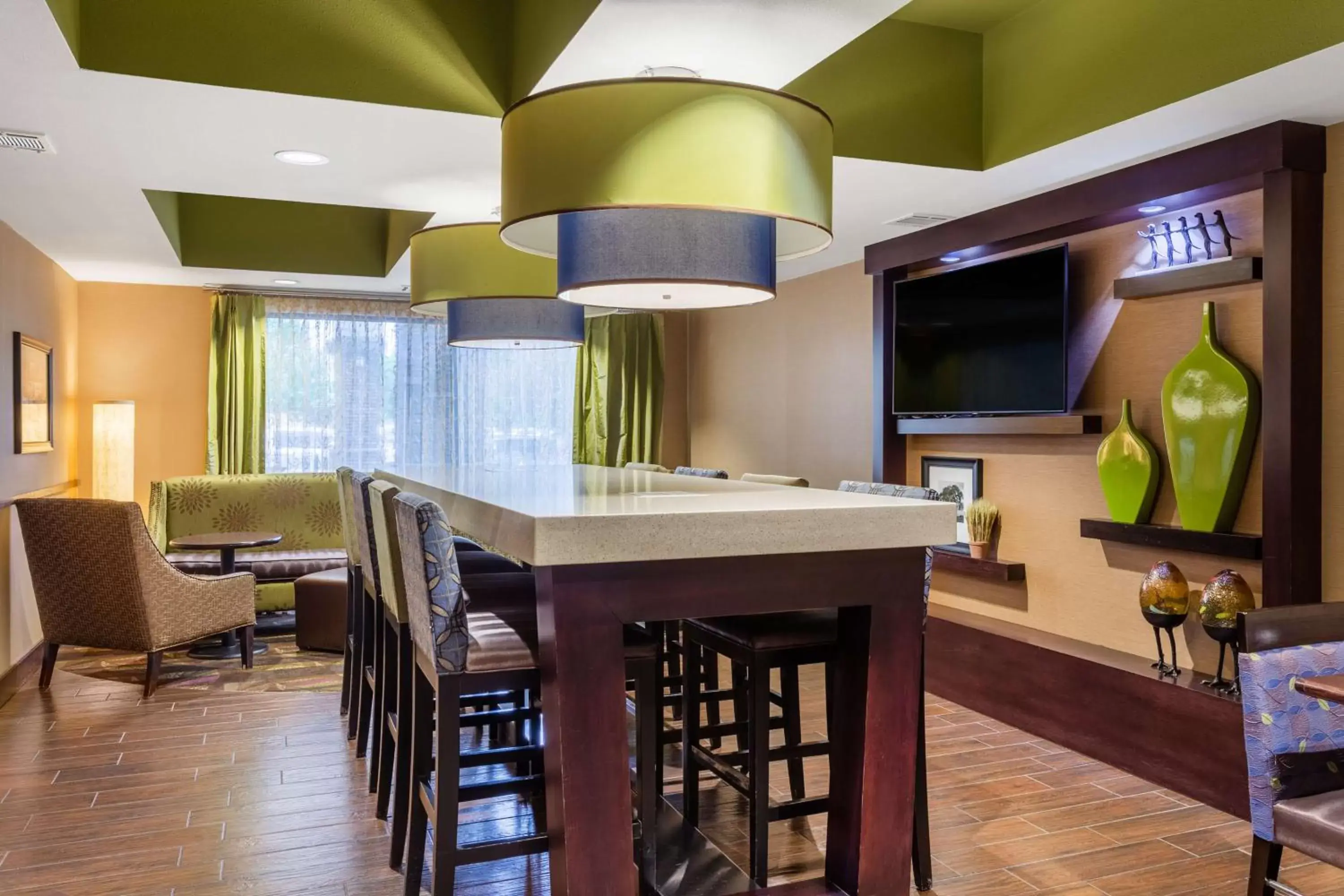 Lobby or reception in Hampton Inn Sioux Falls