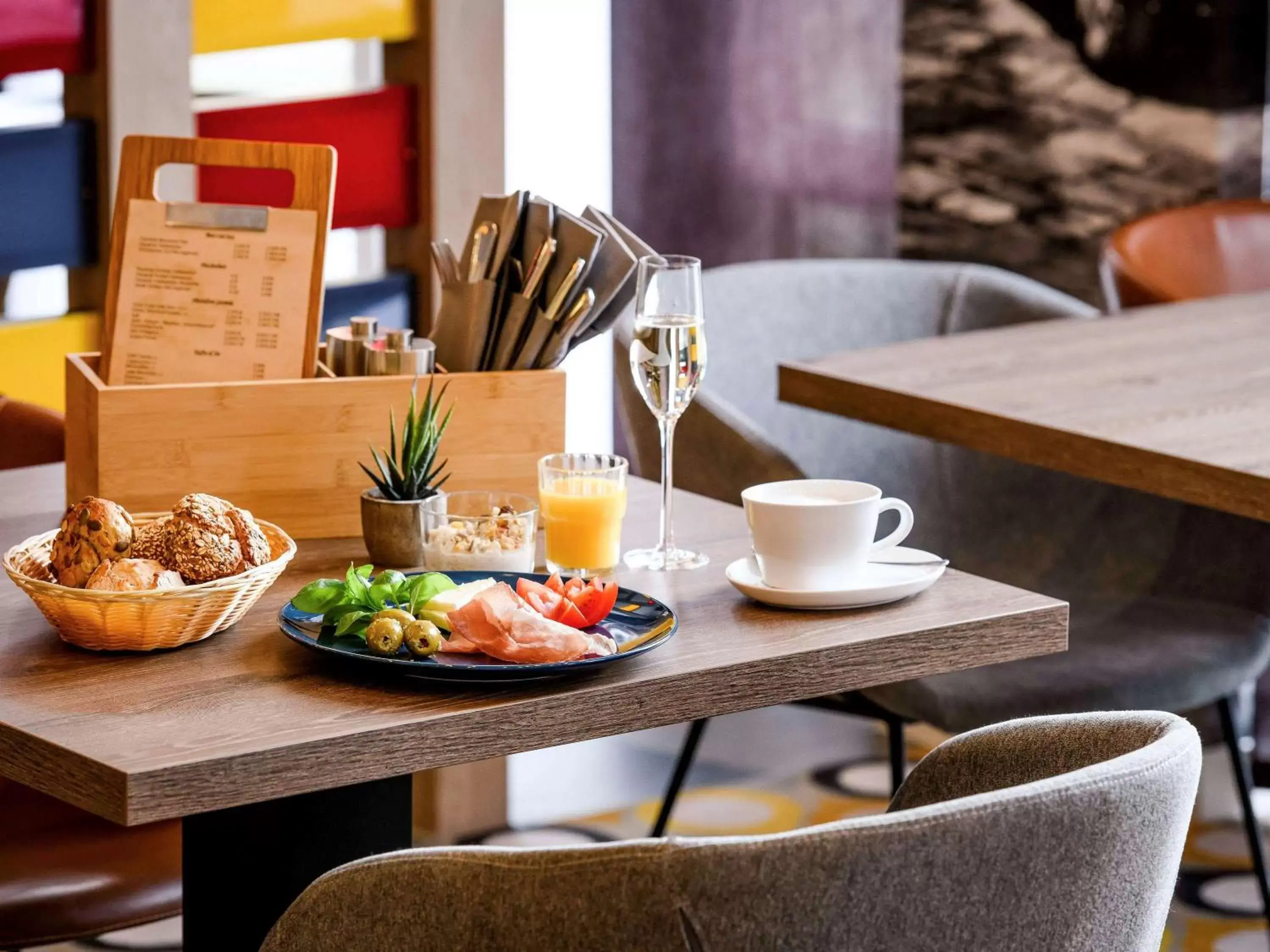 Restaurant/places to eat in Mercure Hotel Stuttgart Gerlingen