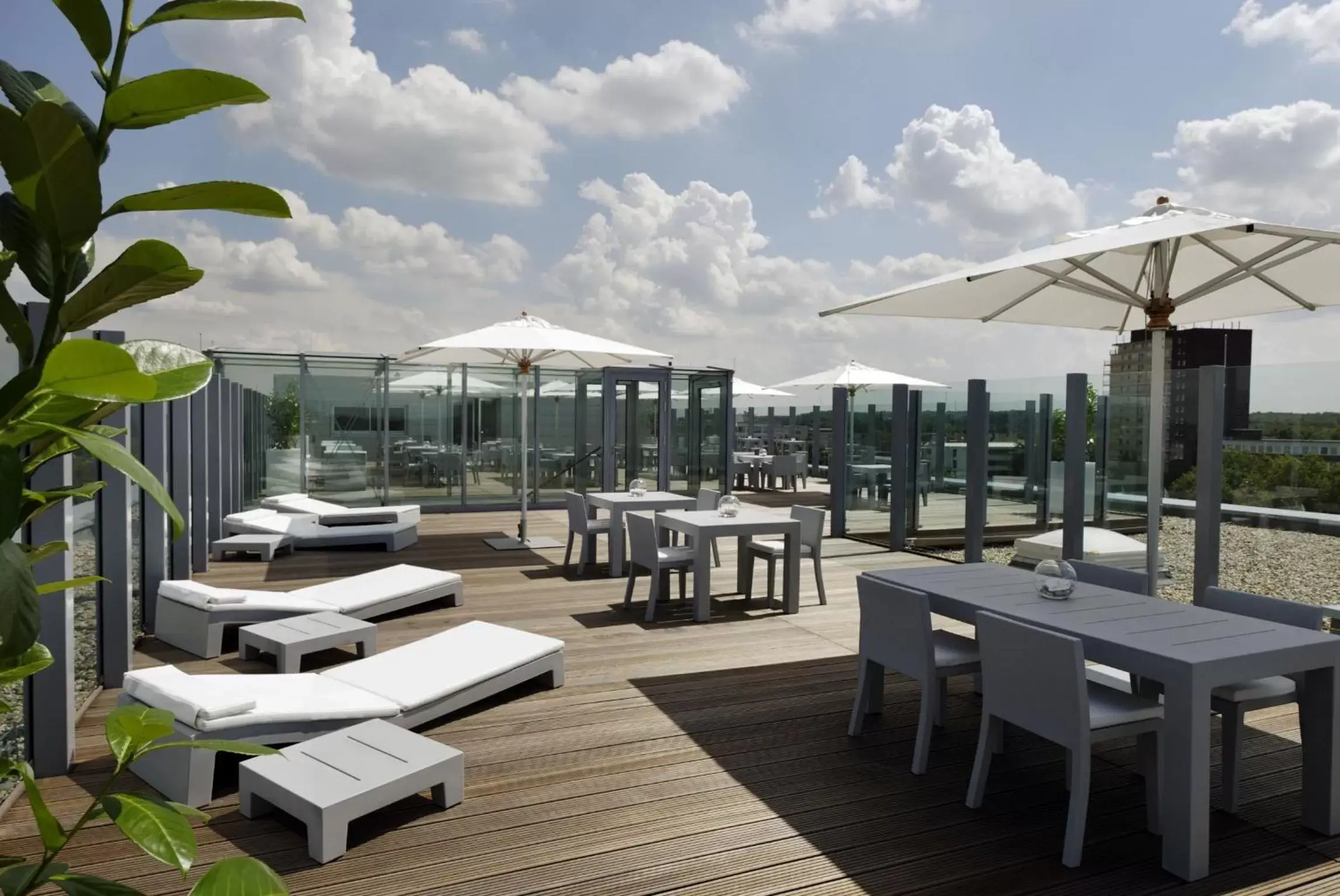 Balcony/Terrace, Restaurant/Places to Eat in Atlantic Congress Hotel Essen