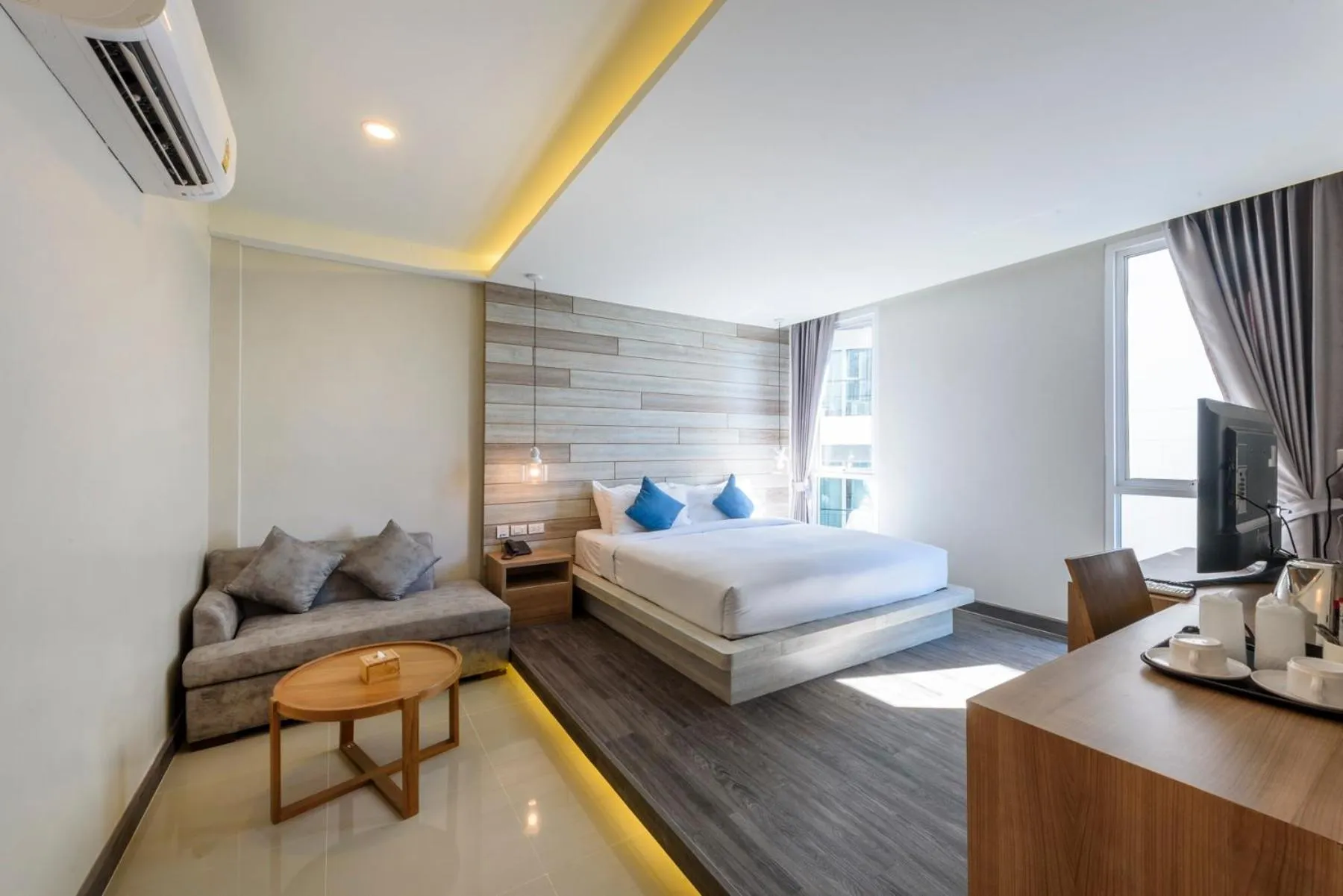 Bed in Maldives Beach Resort